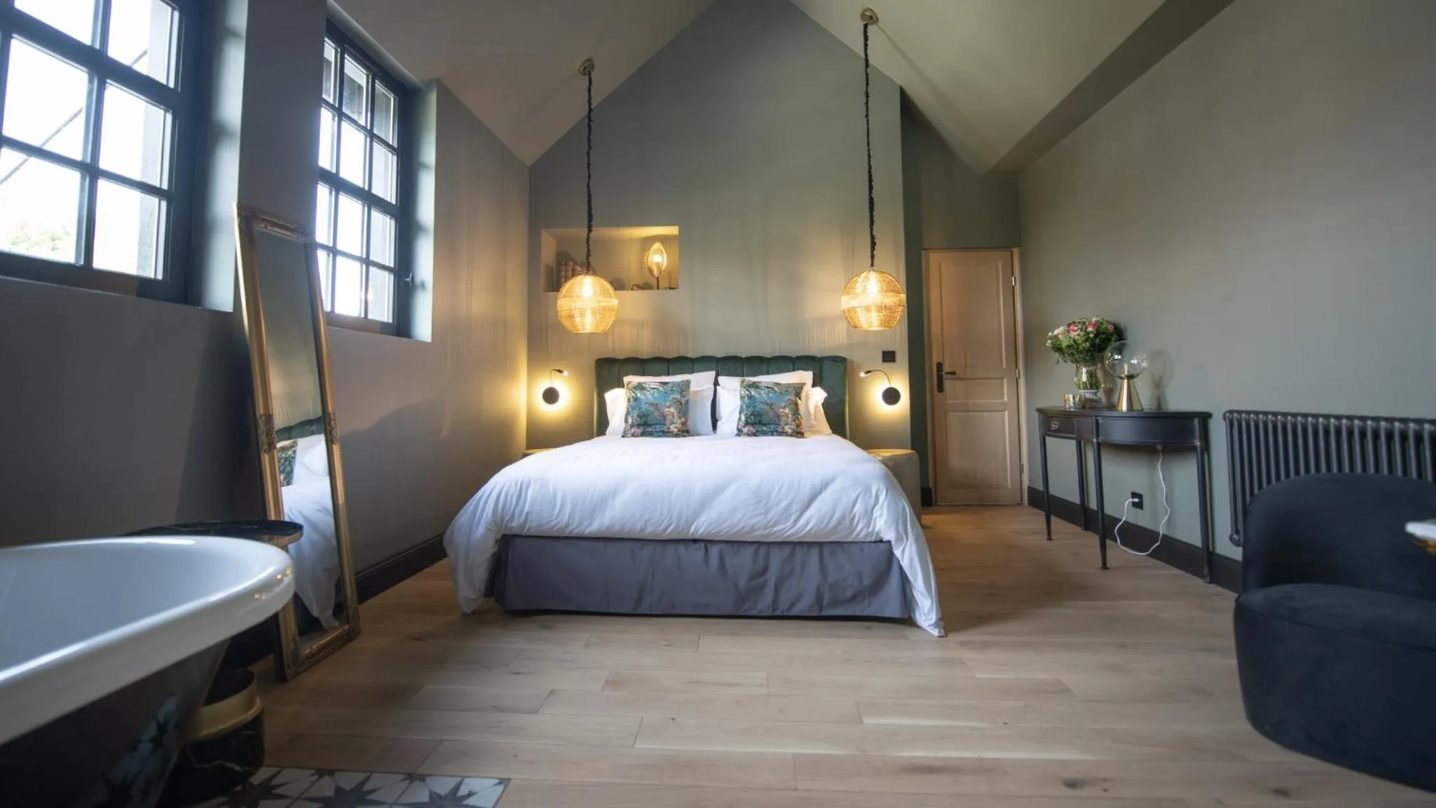 Bedroom, Bed in Maison Heronnière