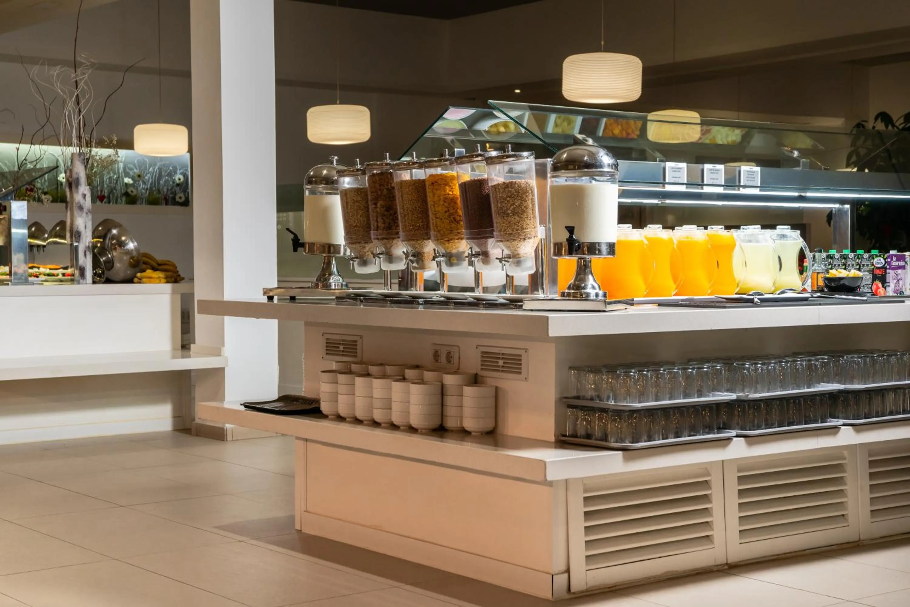 Restaurant/places to eat in HOVIMA Cool Costa Adeje