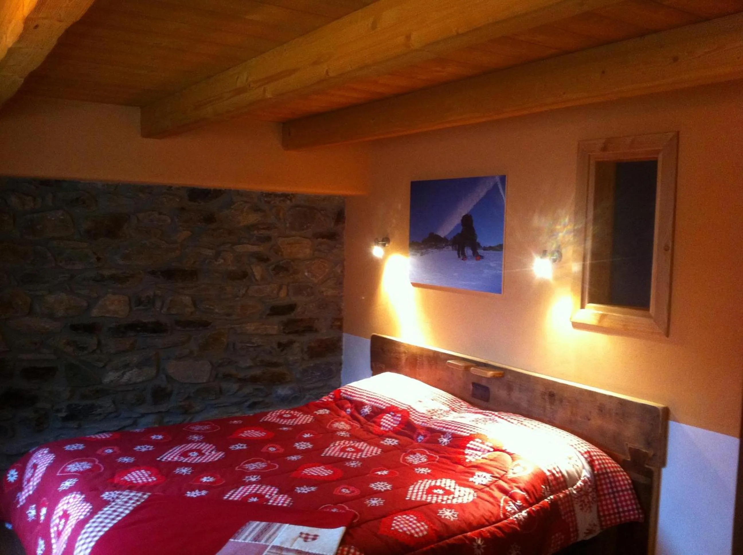 Decorative detail, Bed in Alpe Rebelle