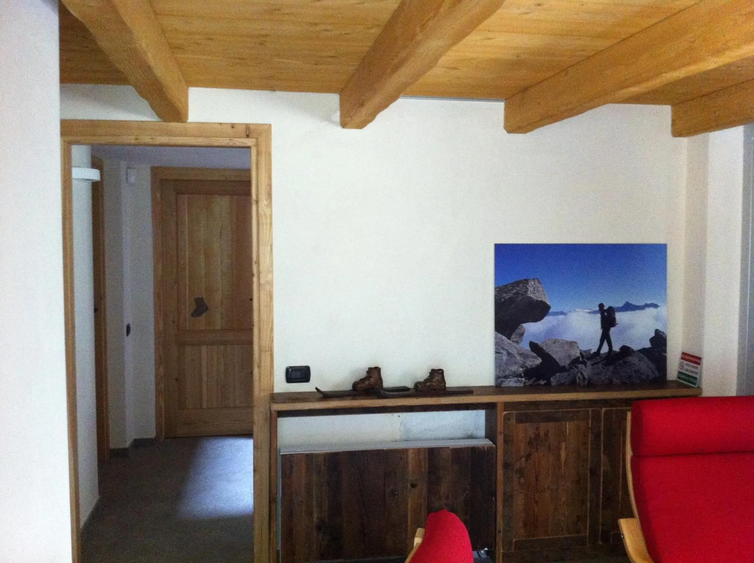 Communal lounge/ TV room in Alpe Rebelle