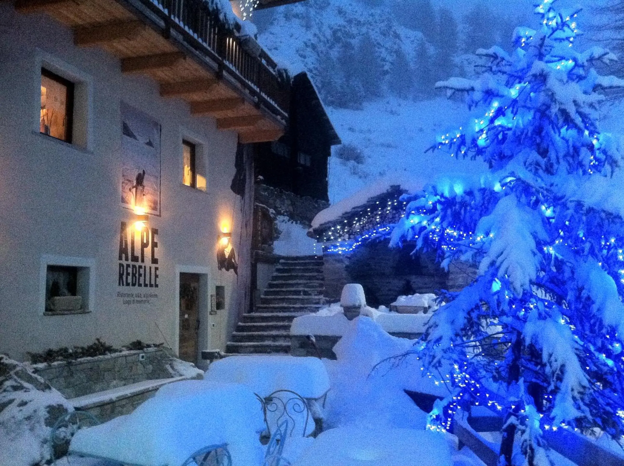 Facade/entrance in Alpe Rebelle