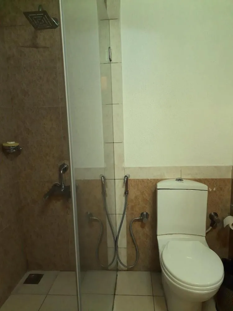 Bathroom in Hotel Nagarjuna Suites