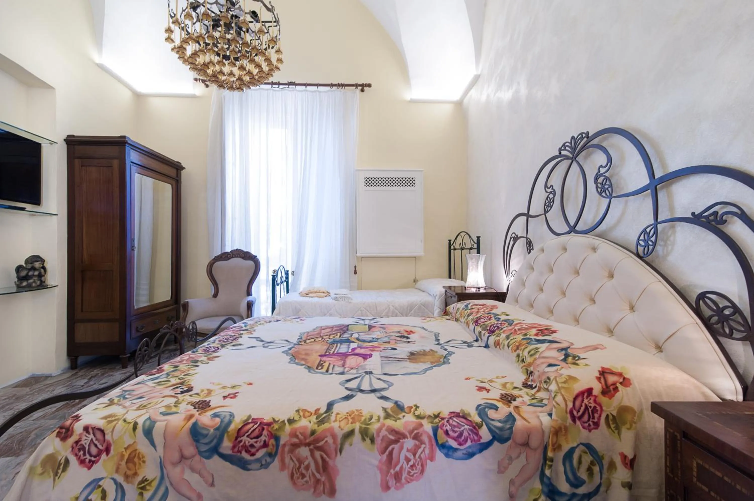 Bed in Palazzo Osanna