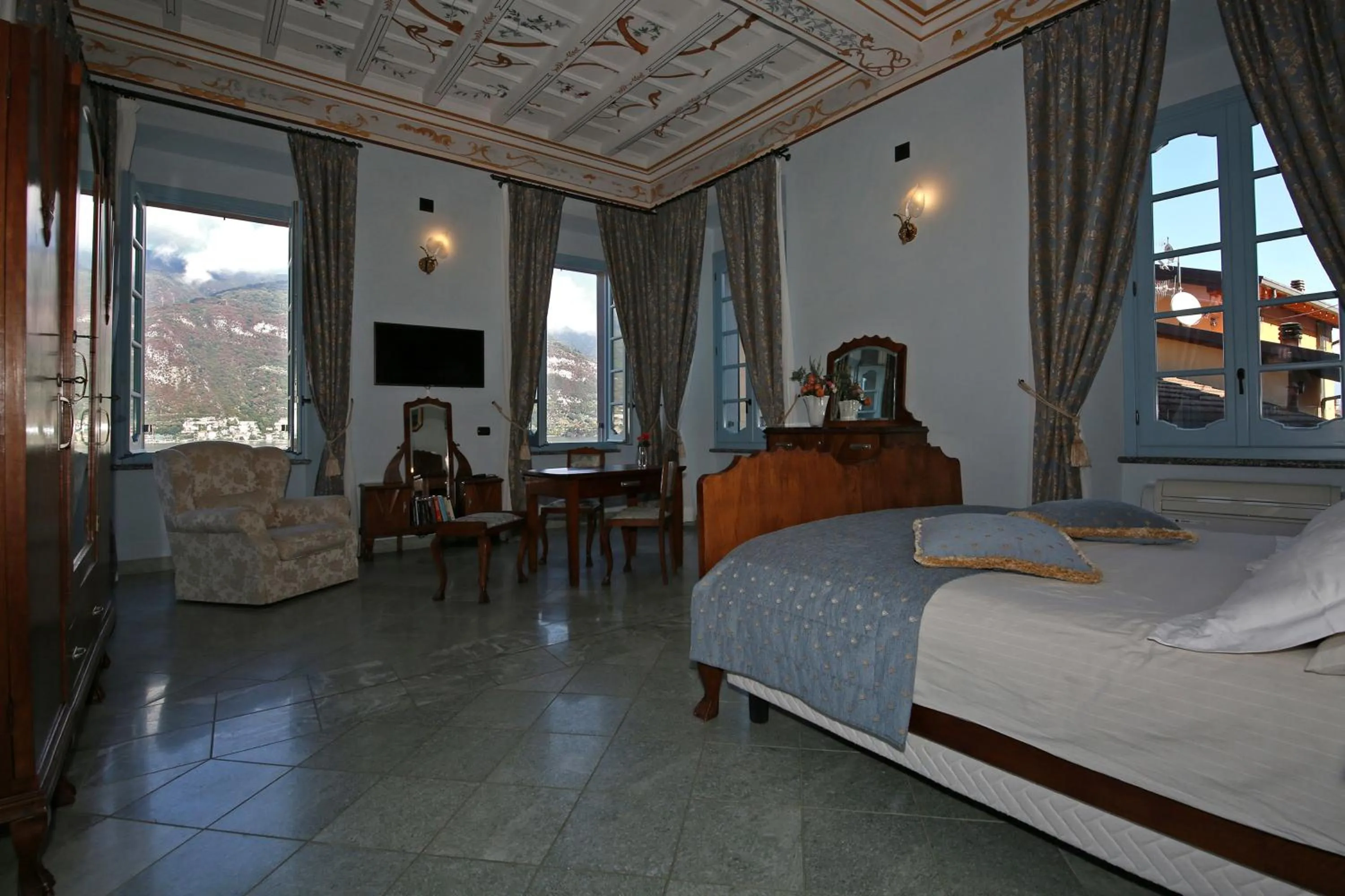 Bed in Palazzo Del Vicerè