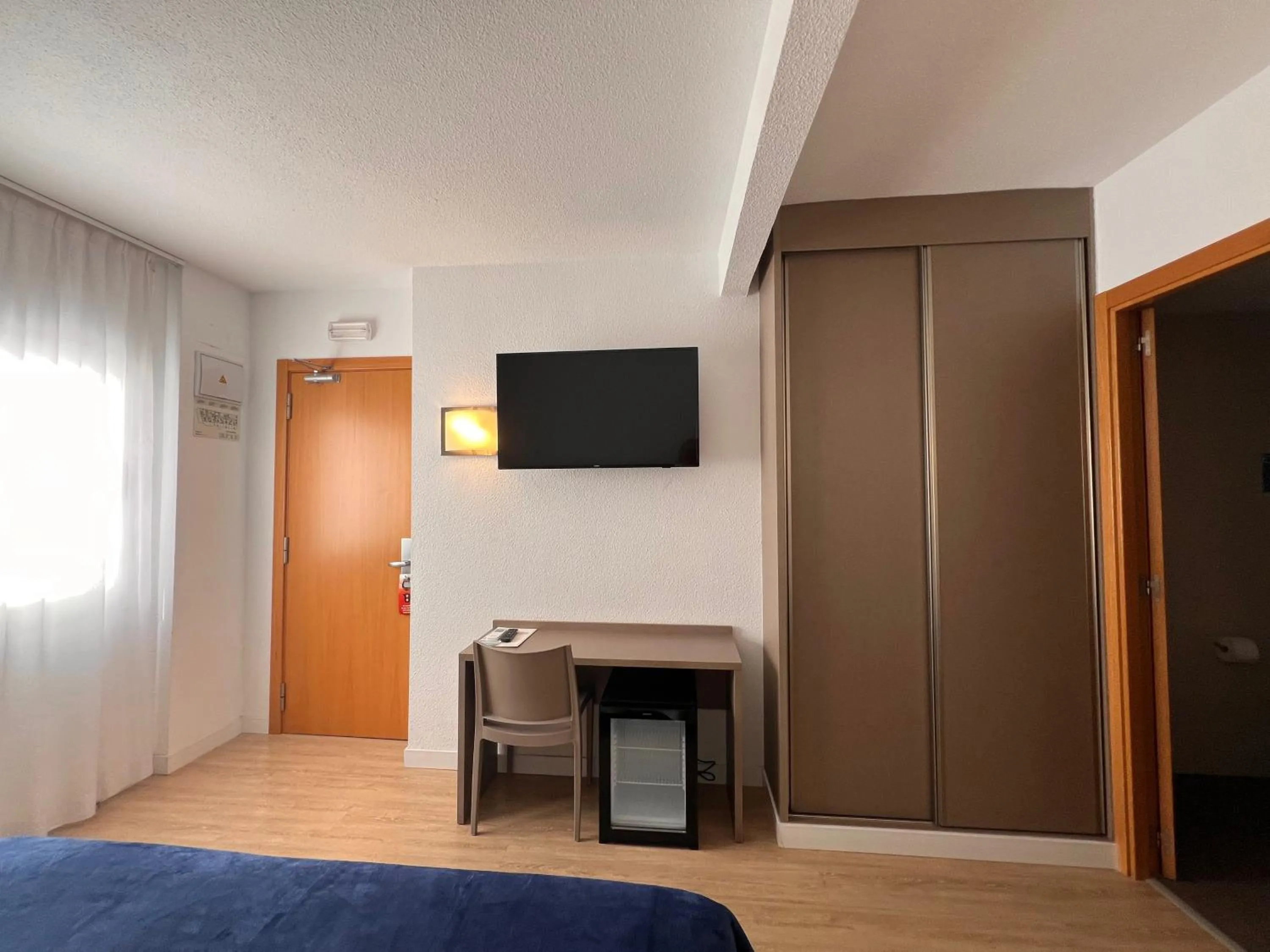 Photo of the whole room, Bed in Hotel Montesol Benidorm