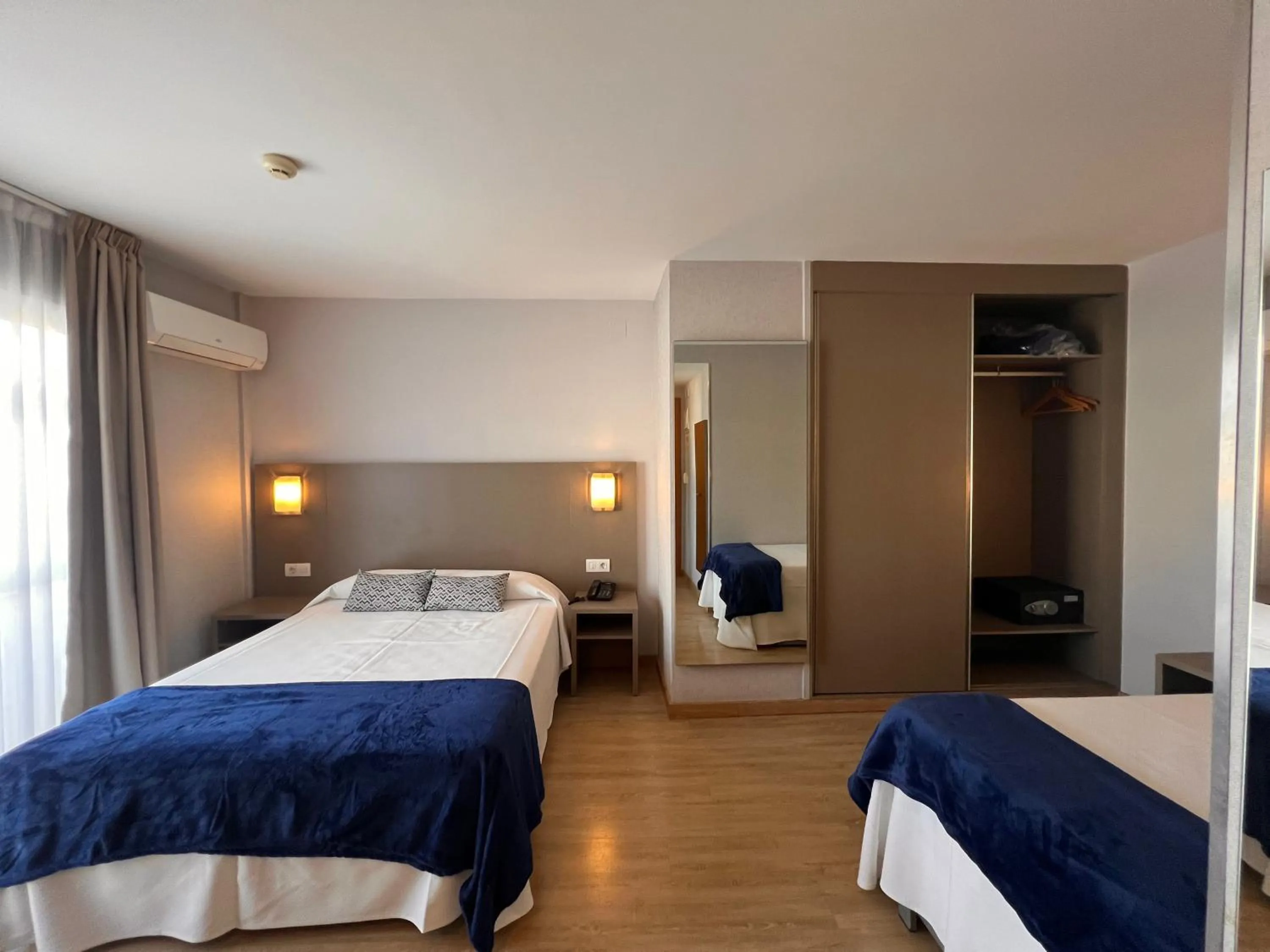 Decorative detail, Bed in Hotel Montesol Benidorm