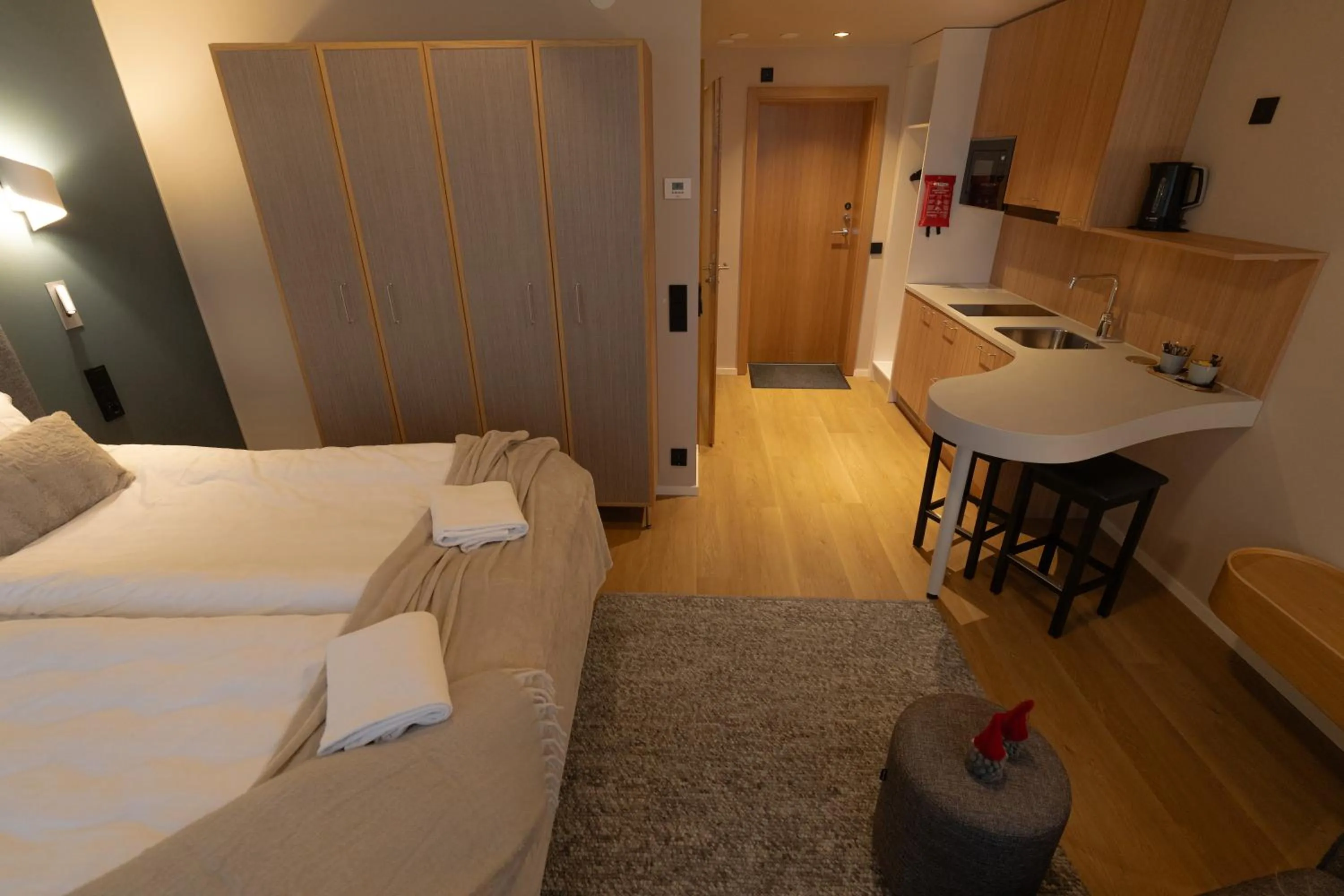 Bed in Postmaster Hotel