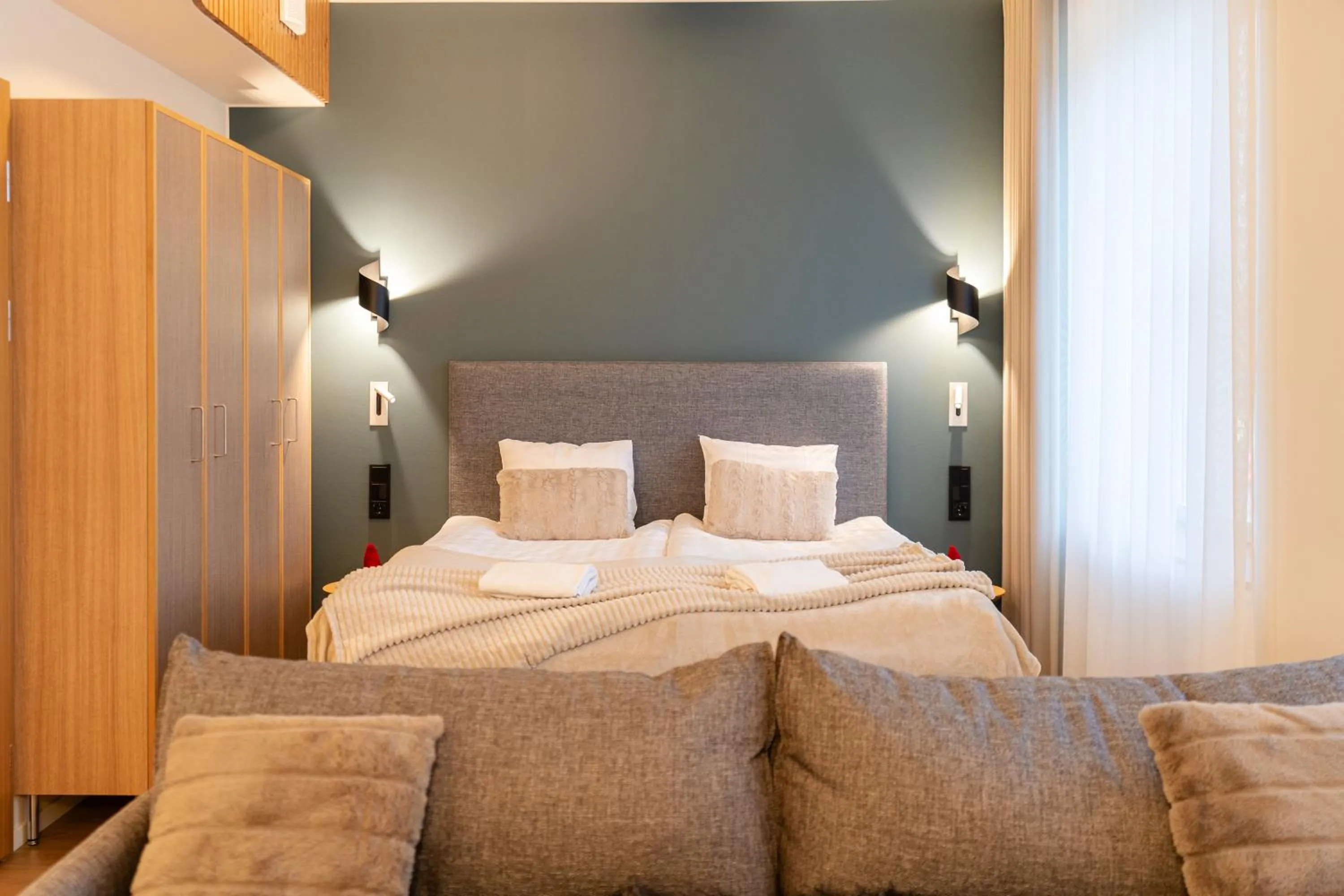 Bed in Postmaster Hotel