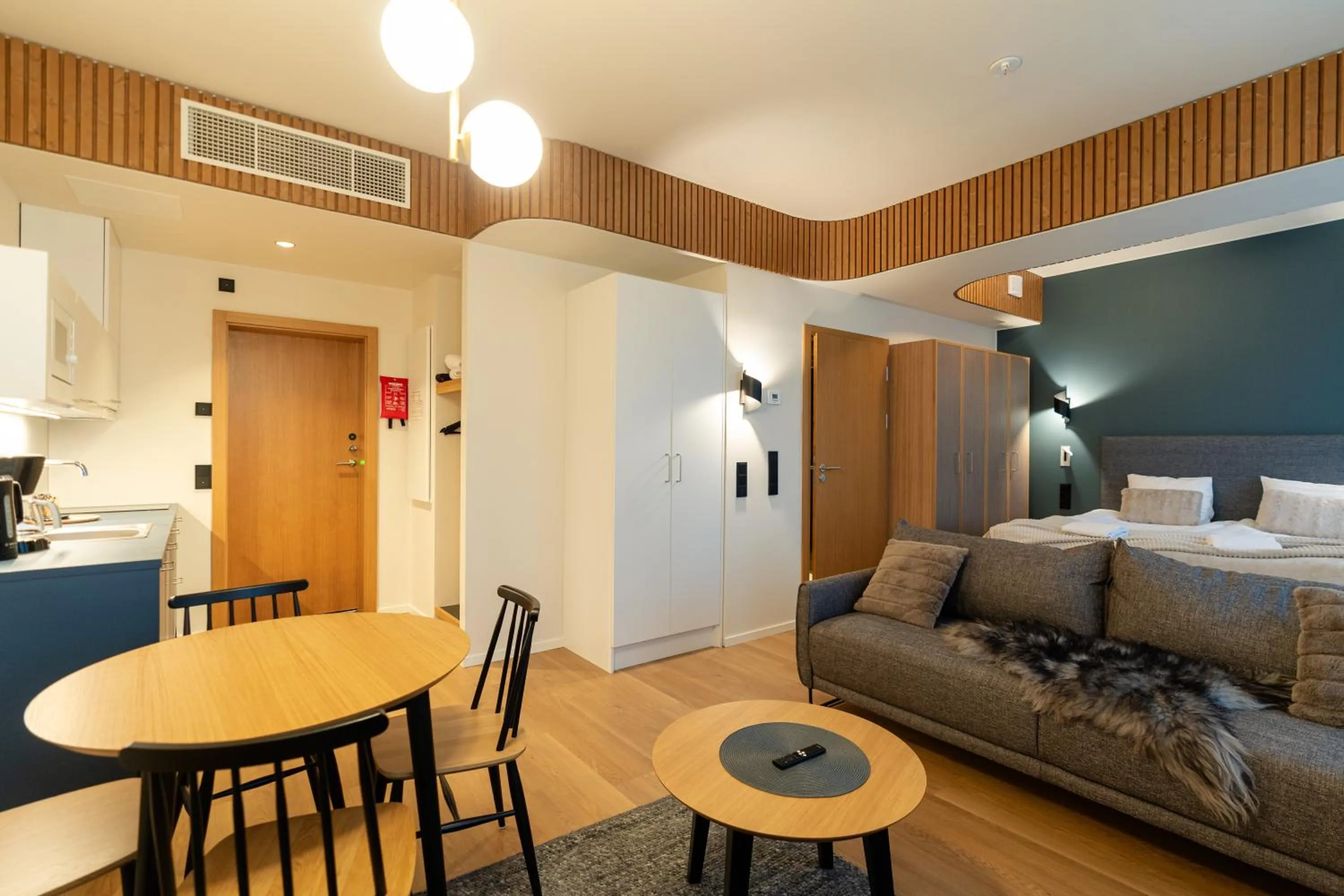 Bed in Postmaster Hotel