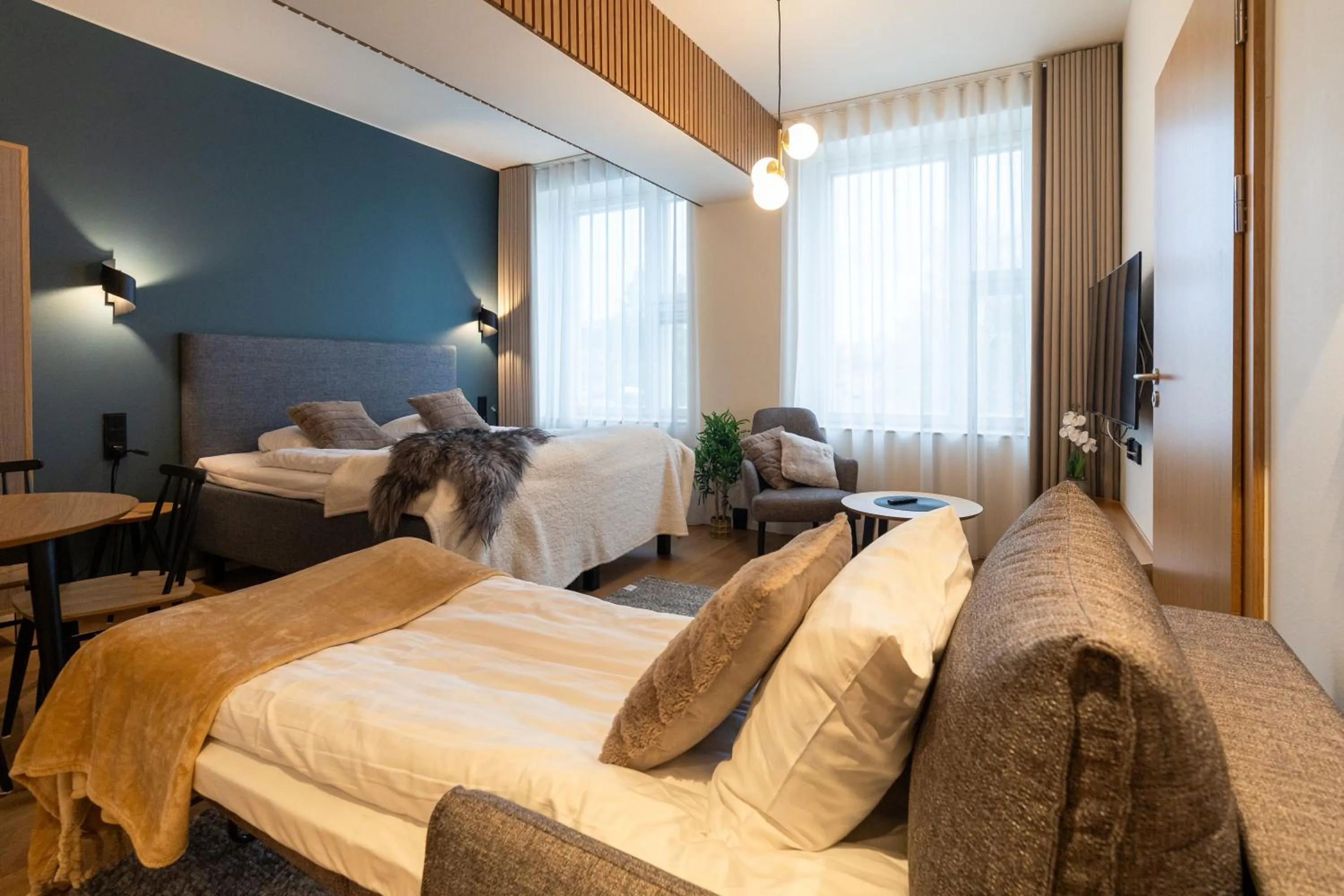 Bed in Postmaster Hotel