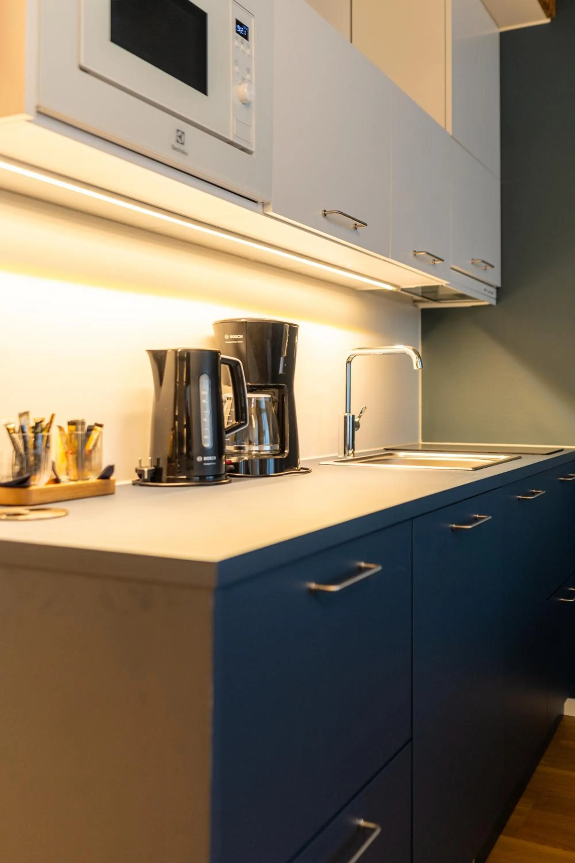 Coffee/tea facilities in Postmaster Hotel