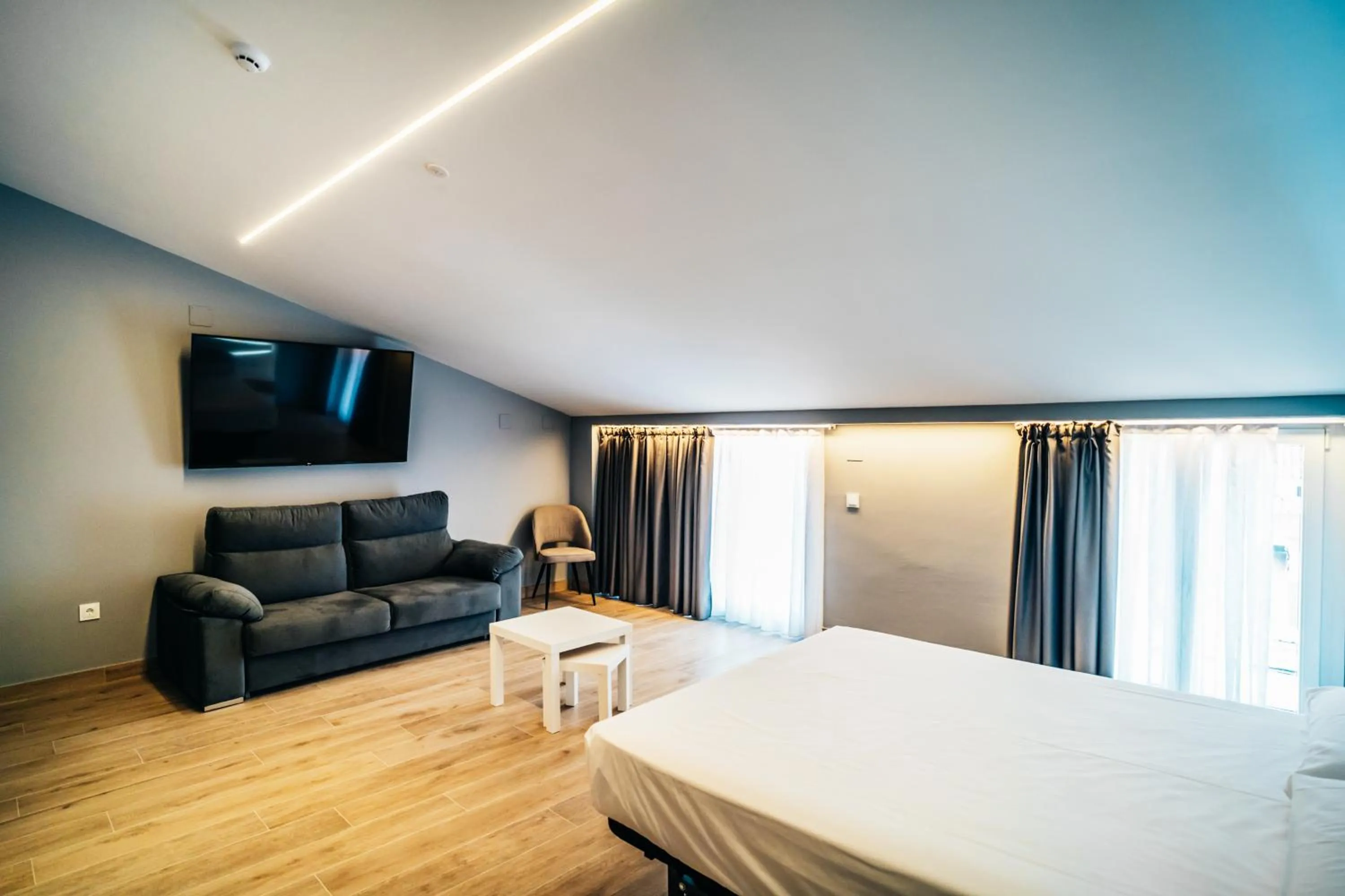 View (from property/room), Bed in Arevalos Hotel