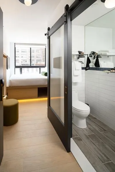 Bedroom, Bed in Little Charlie Hotel