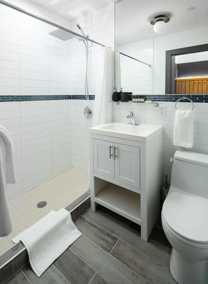 Bathroom in Little Charlie Hotel