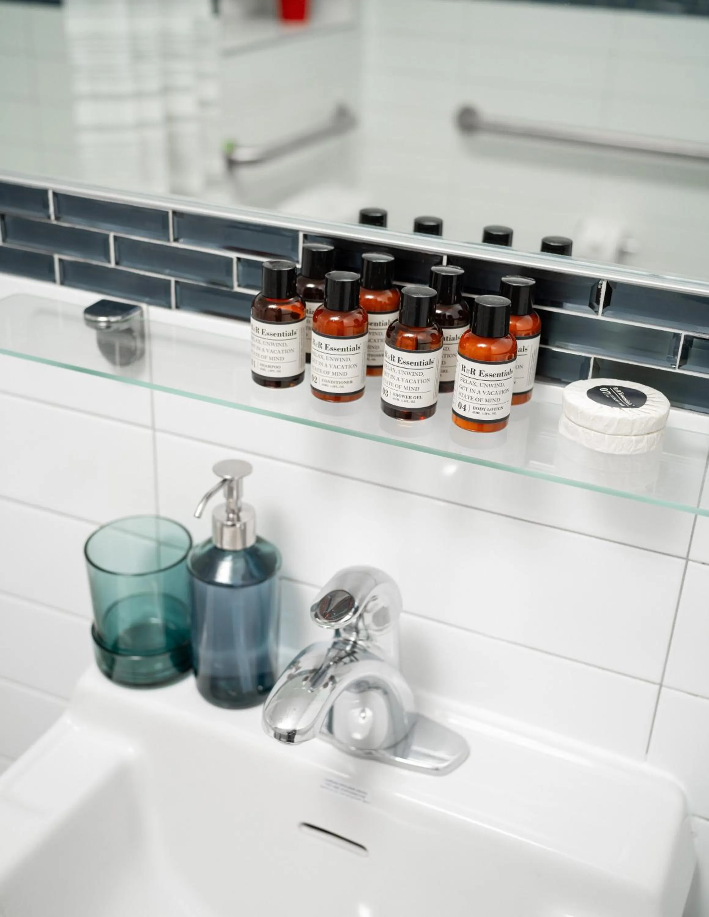 Bathroom in Little Charlie Hotel