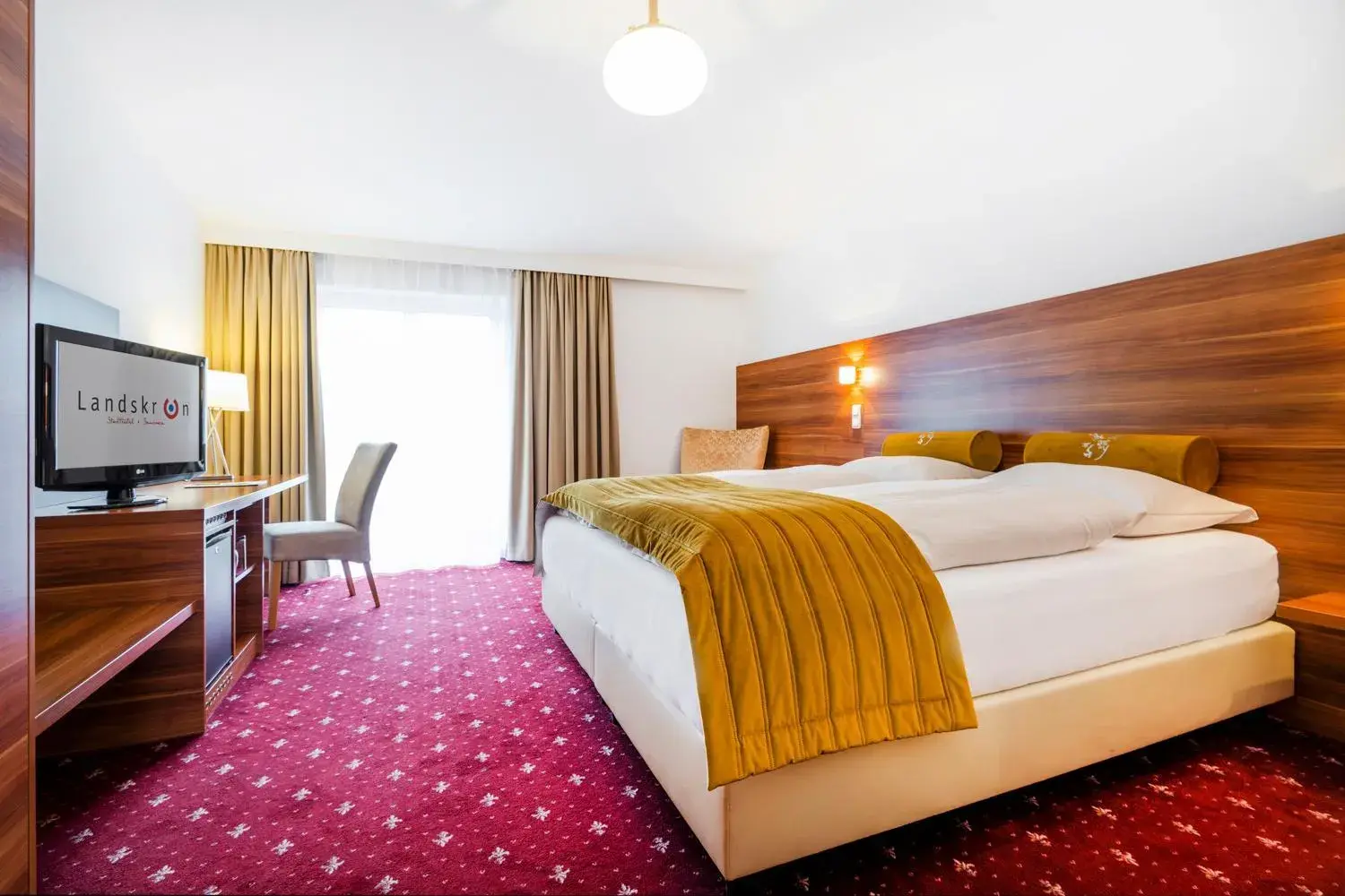 Double Room in Hotel Landskron Double Room in Hotel Landskron