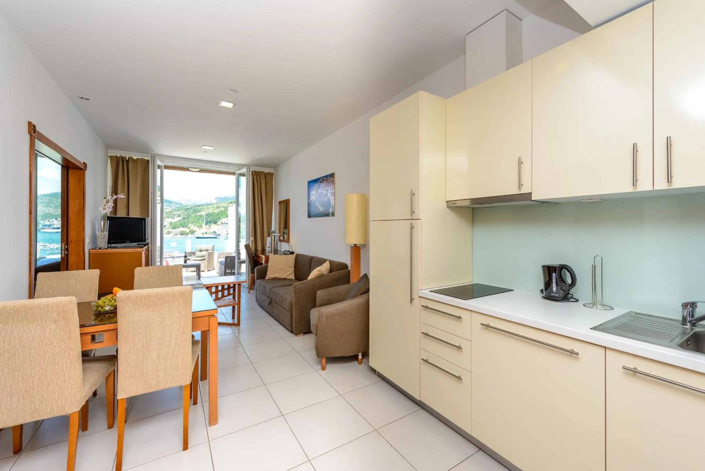 Kitchen or kitchenette in Adriatic Deluxe Apartments