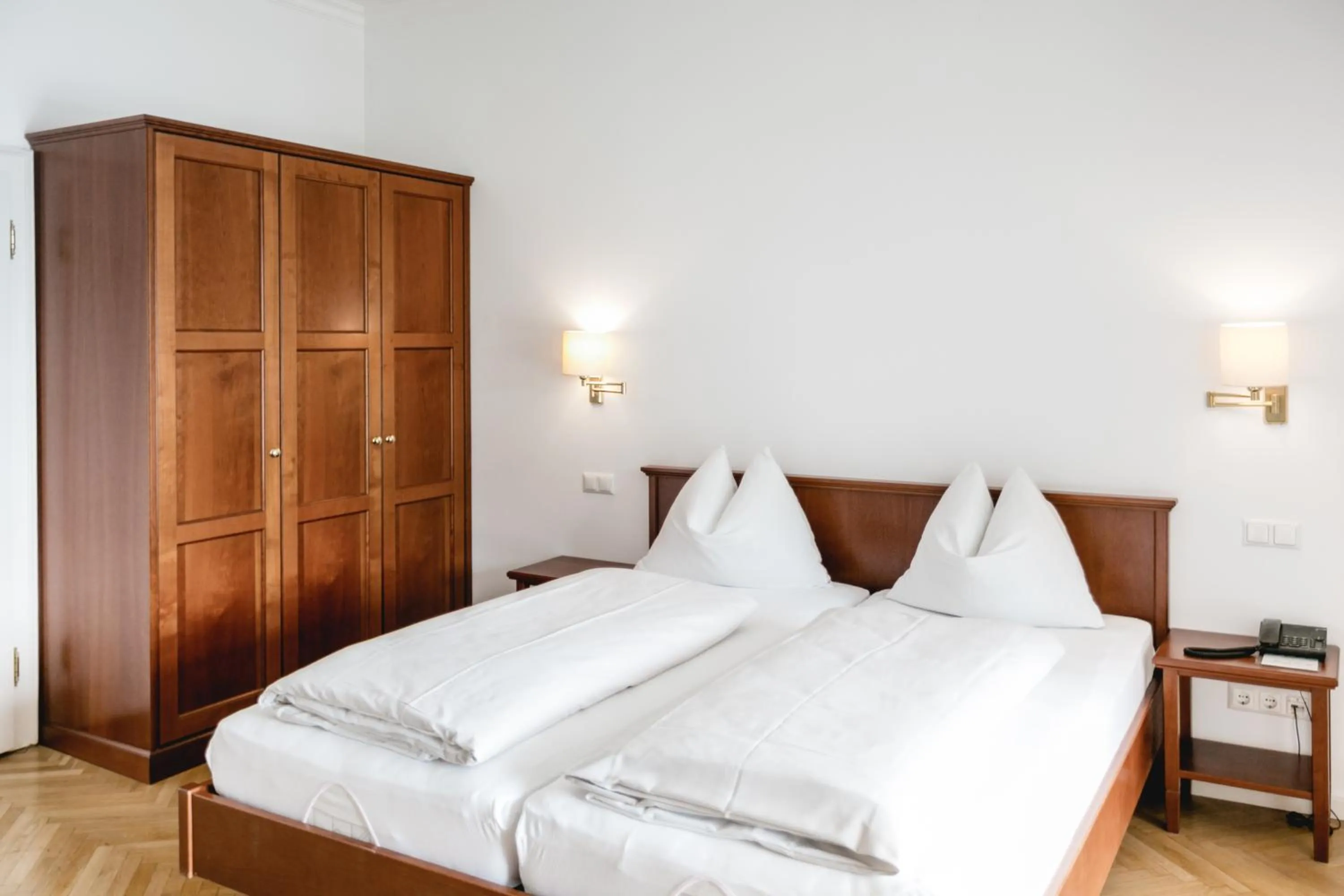 Bed in Seehotel Billroth