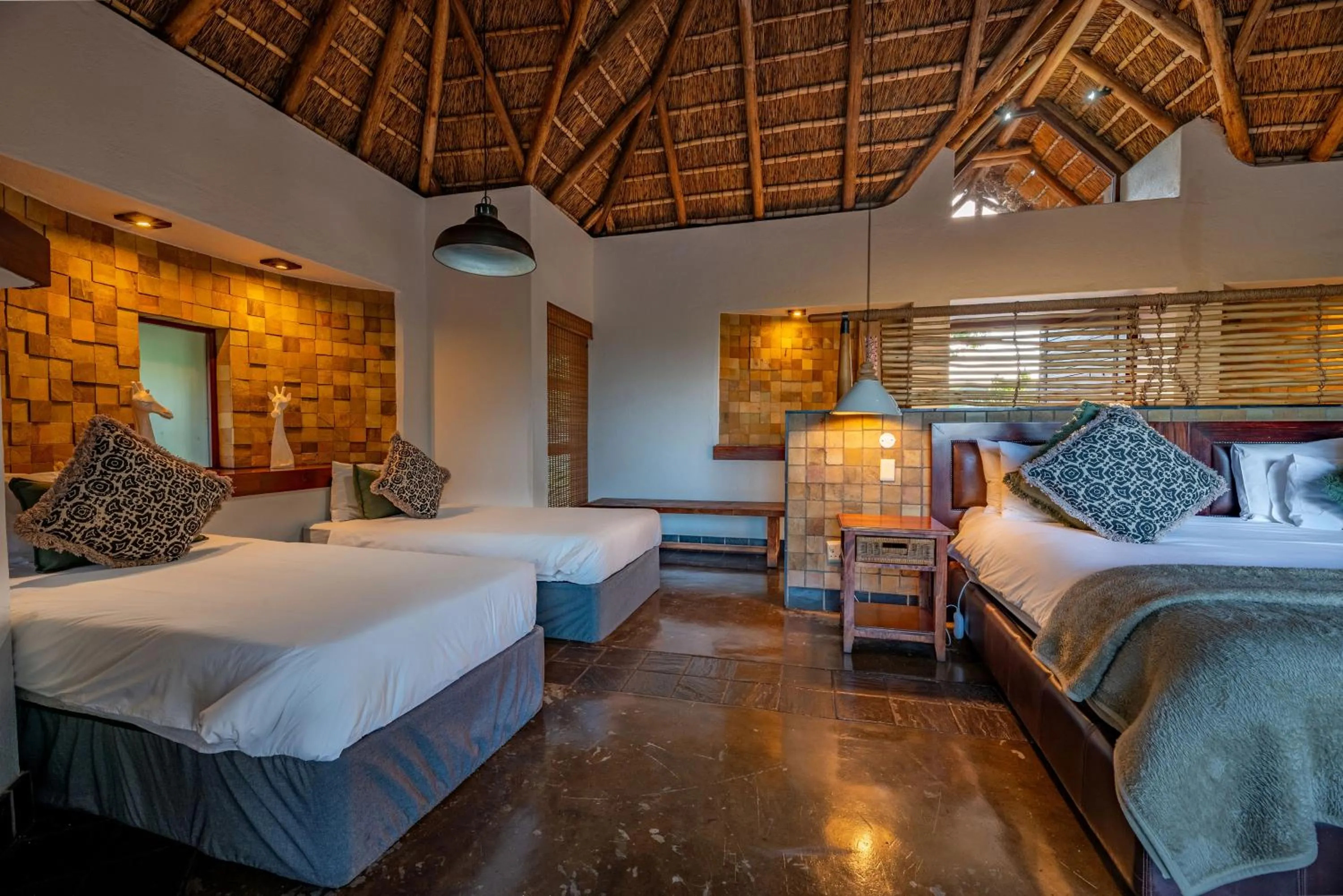 Bedroom, Bed in Muluwa Lodge
