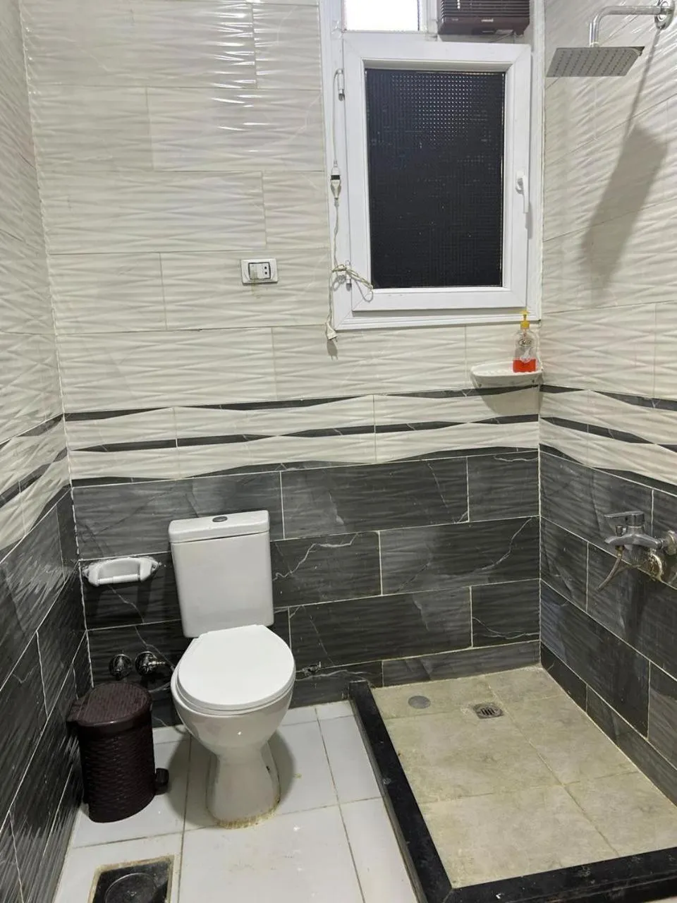 Toilet in El Khalil Pyramids View Inn