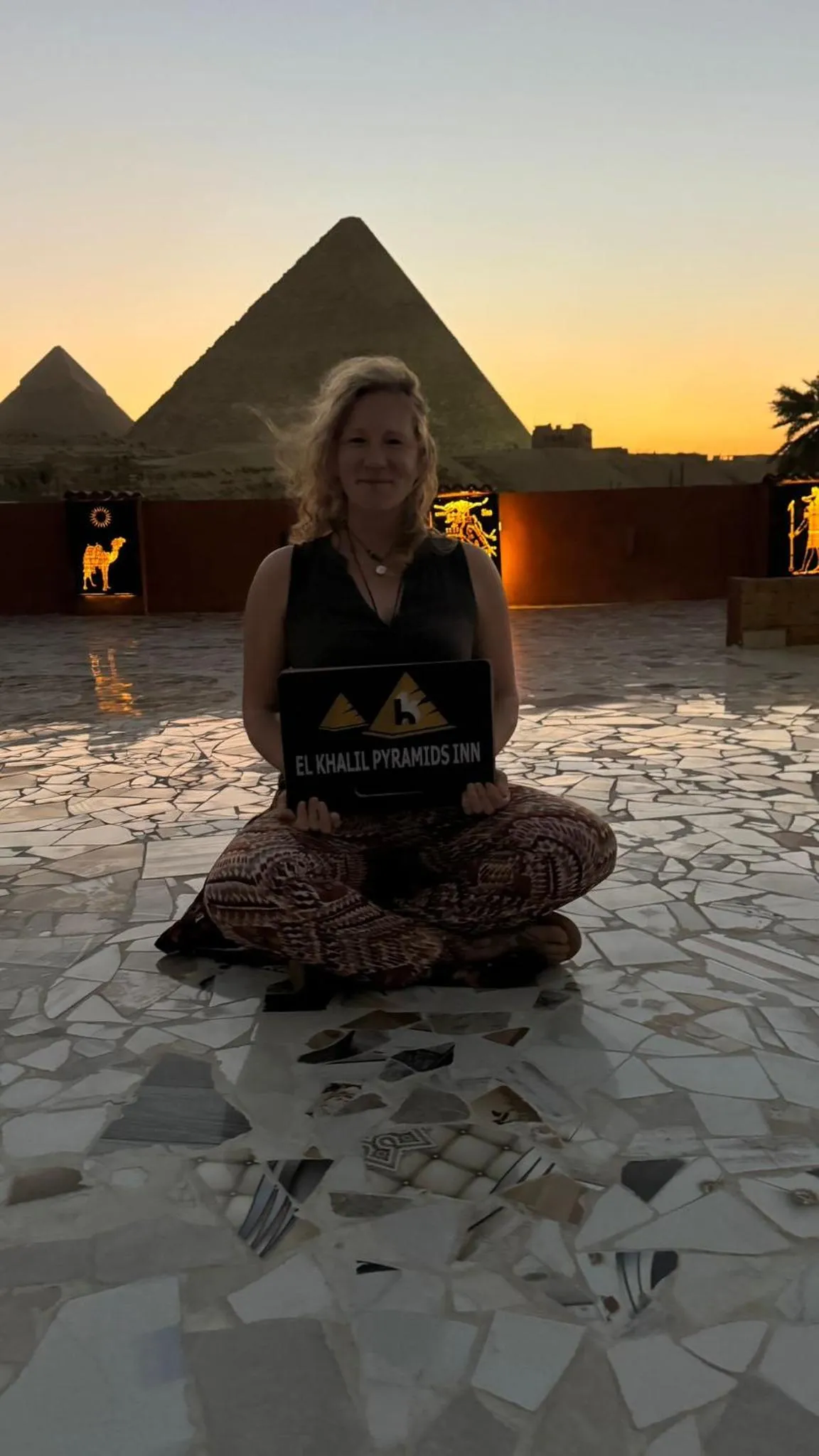 Sunset in El Khalil Pyramids View Inn