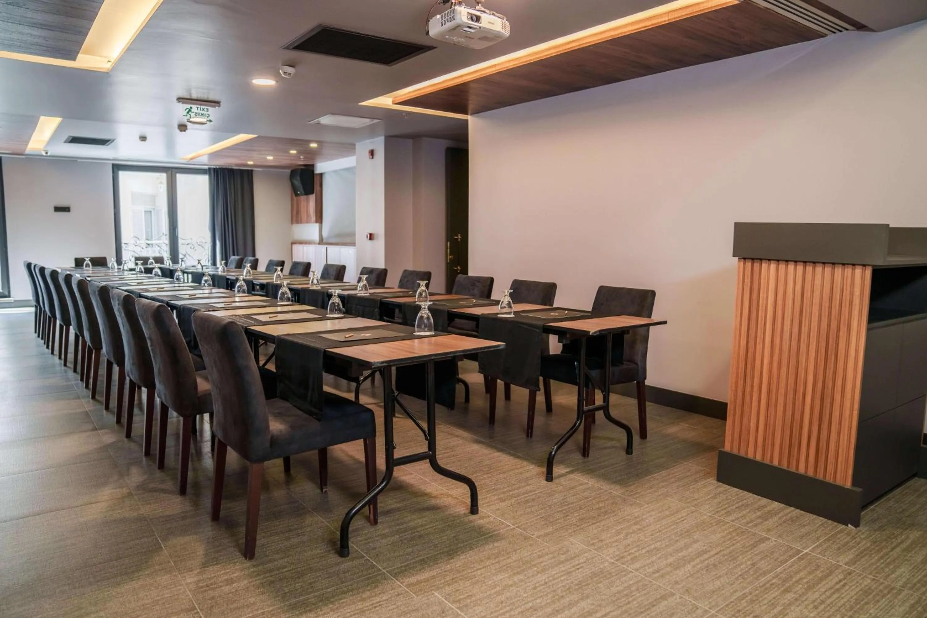 Meeting/conference room in SennaCity Hotel