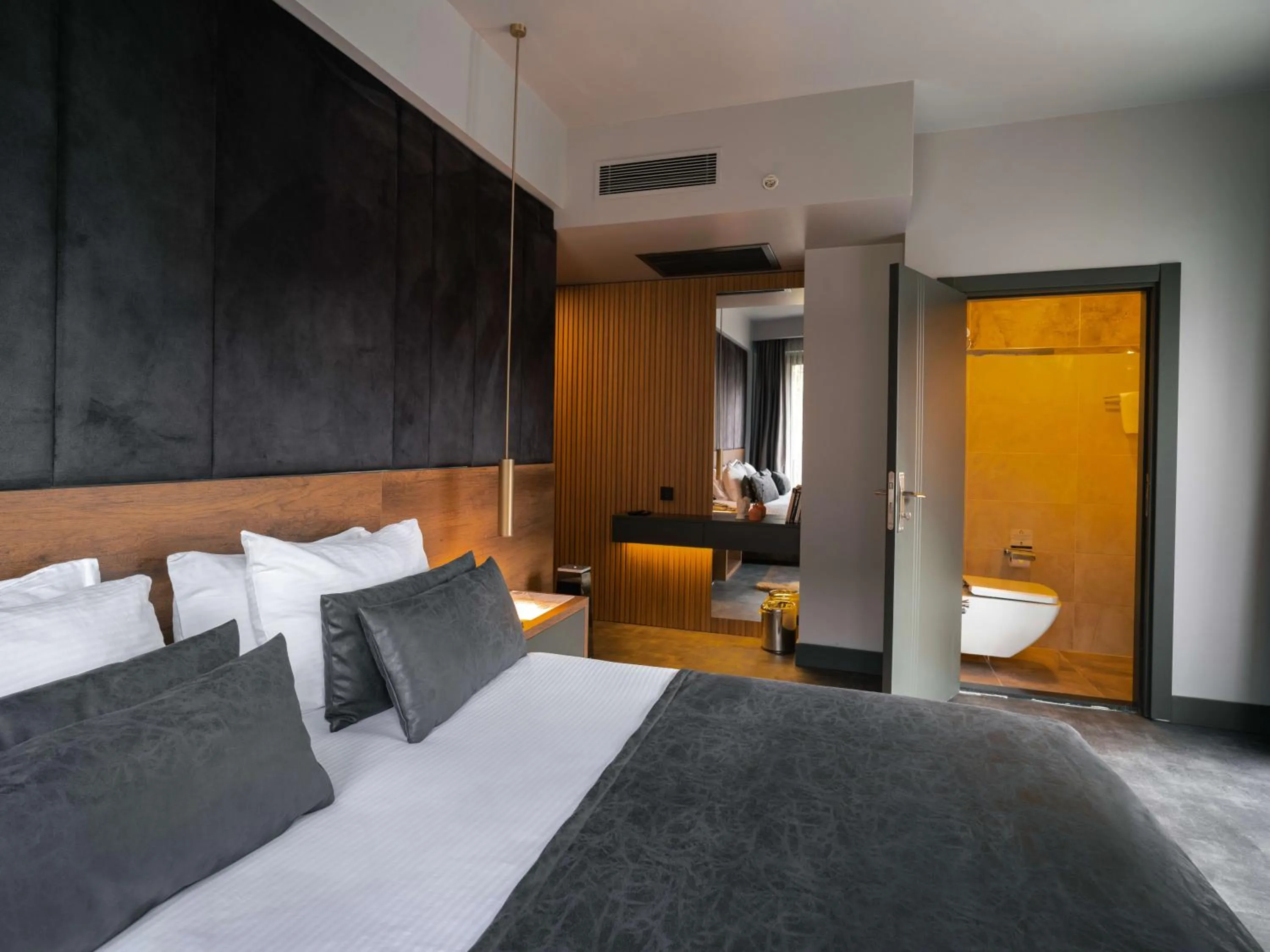 Bed in SennaCity Hotel