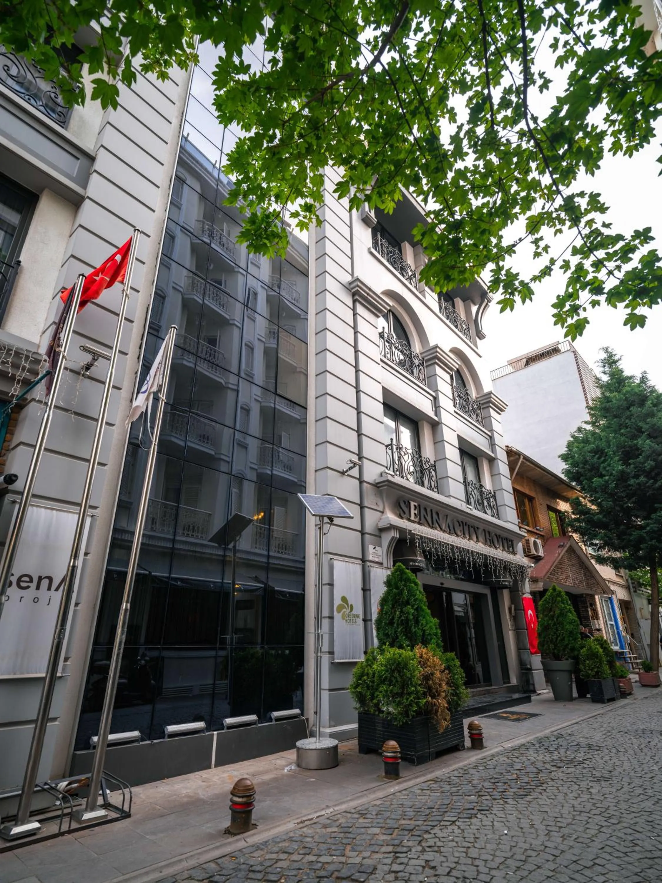 Property building in SennaCity Hotel