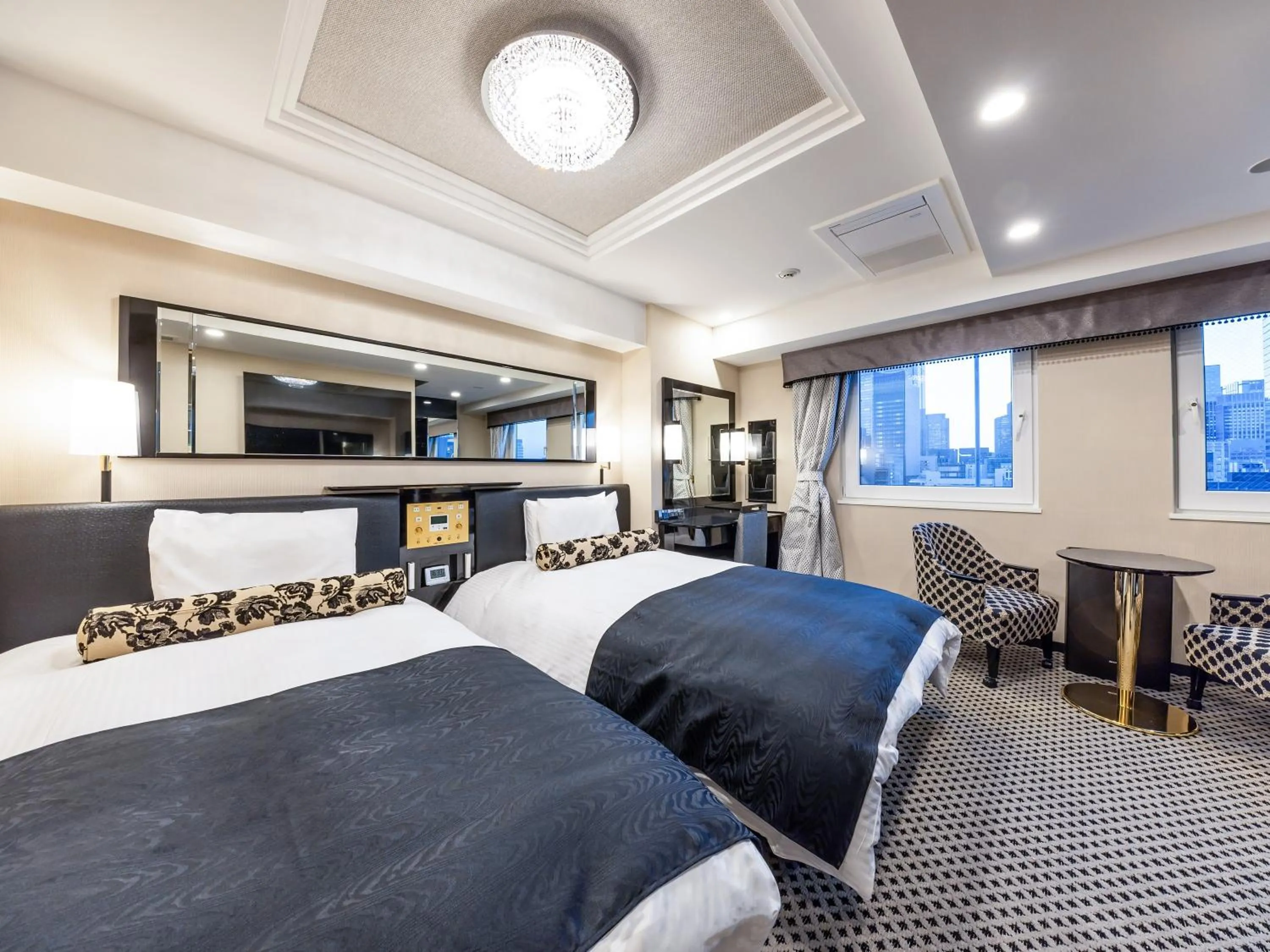 Photo of the whole room, Bed in APA Hotel Kayabacho Hachobori Ekimae