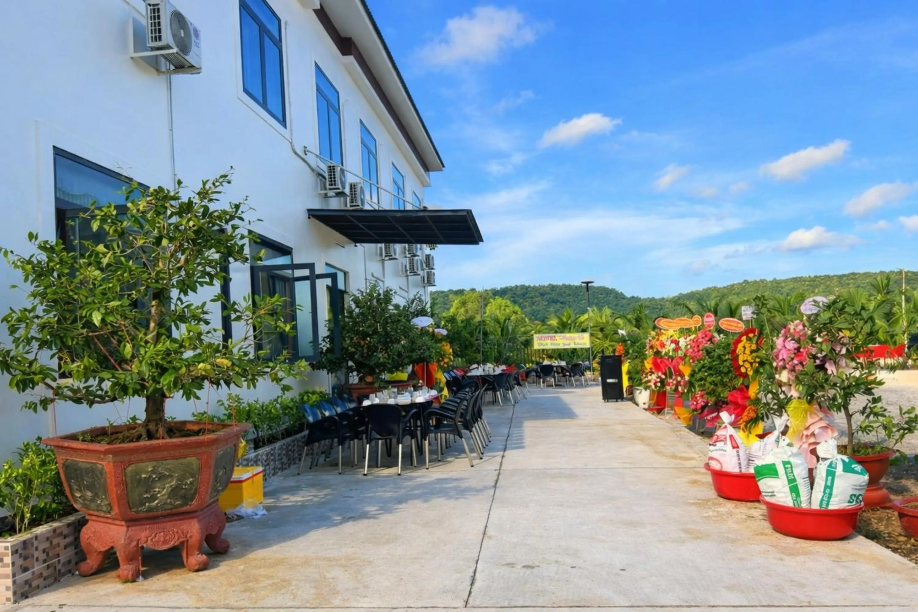 Property building in Hoàng Đô Hotel
