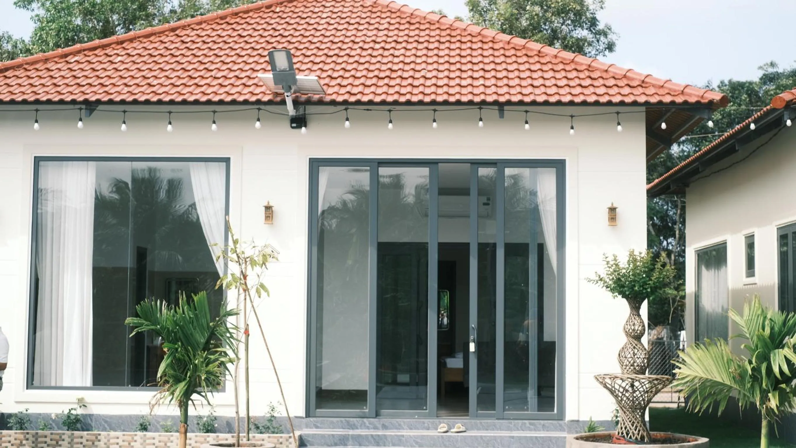 Property building in Hoàng Đô Hotel