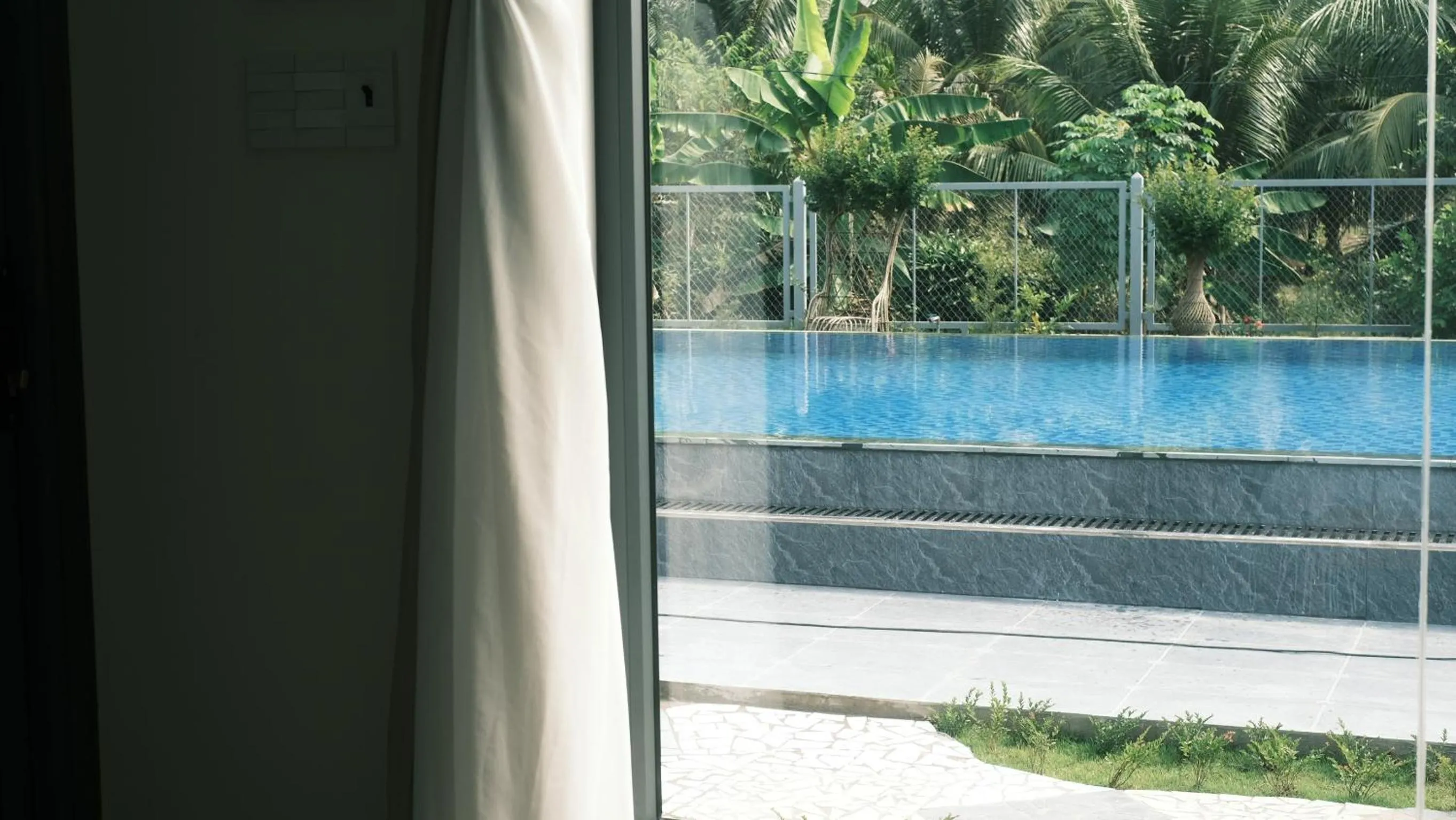 Pool view in Hoàng Đô Hotel