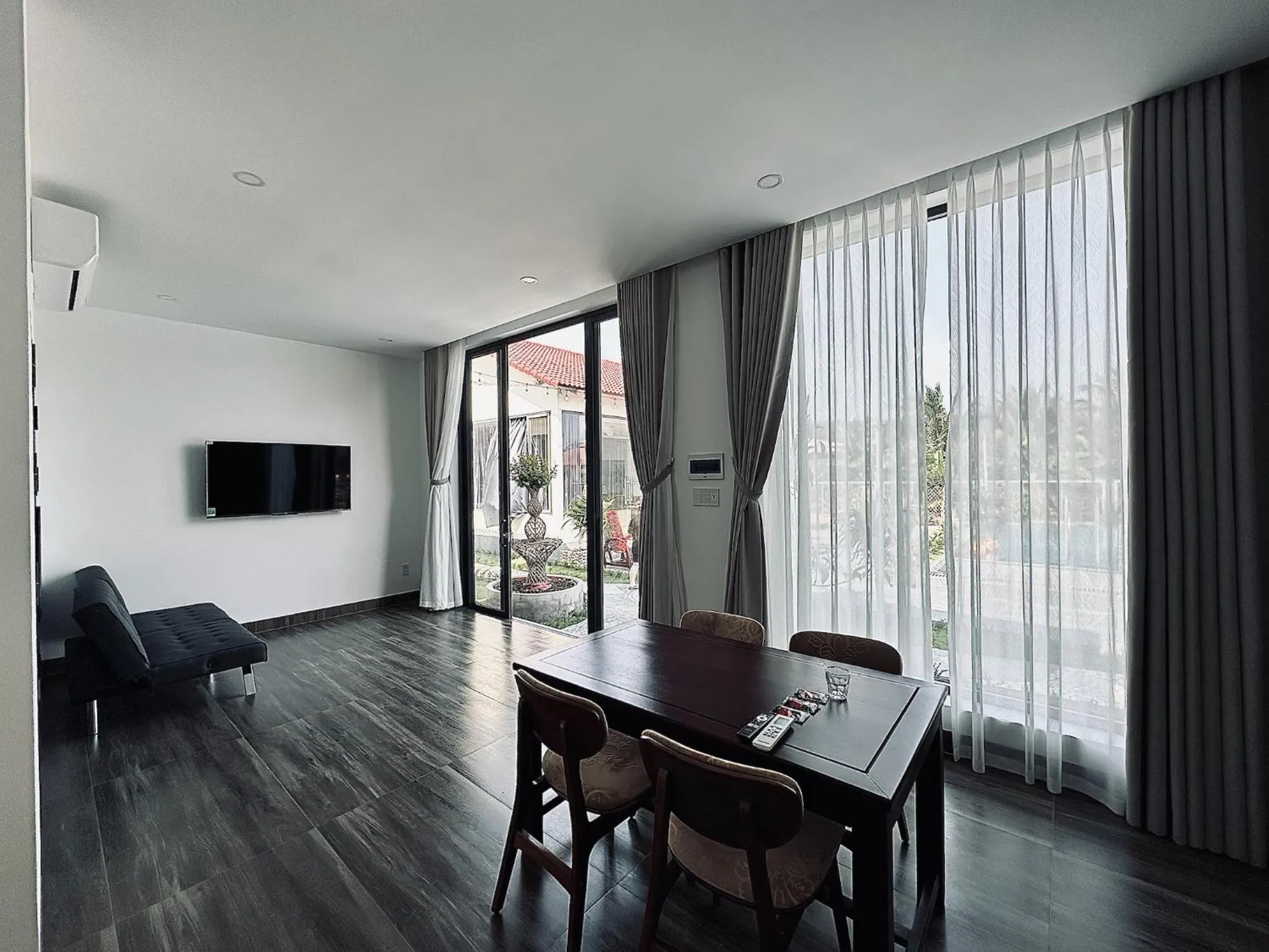 Living room in Hoàng Đô Hotel