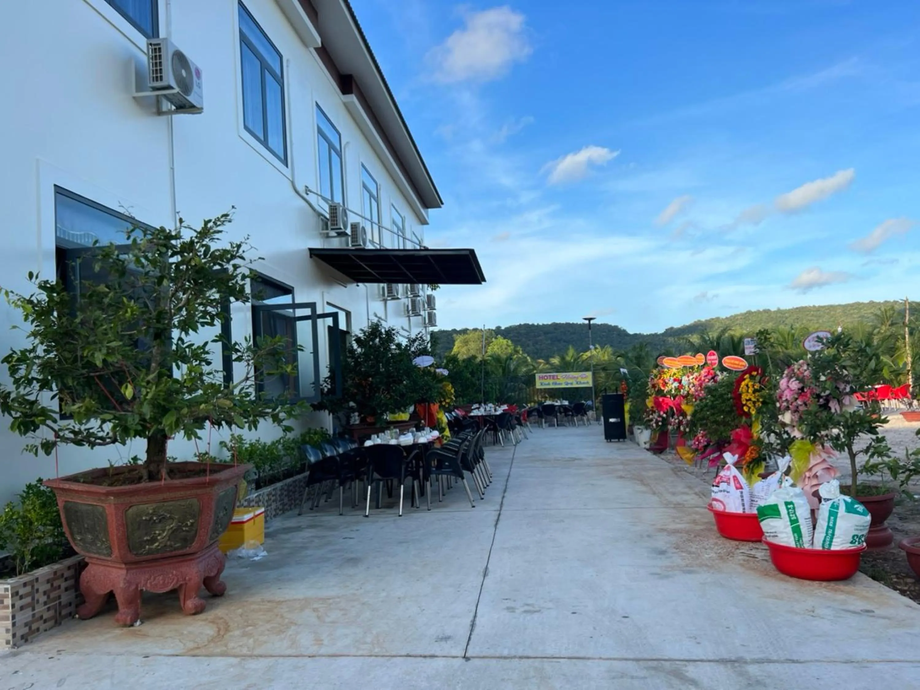 Property building in Hoàng Đô Hotel