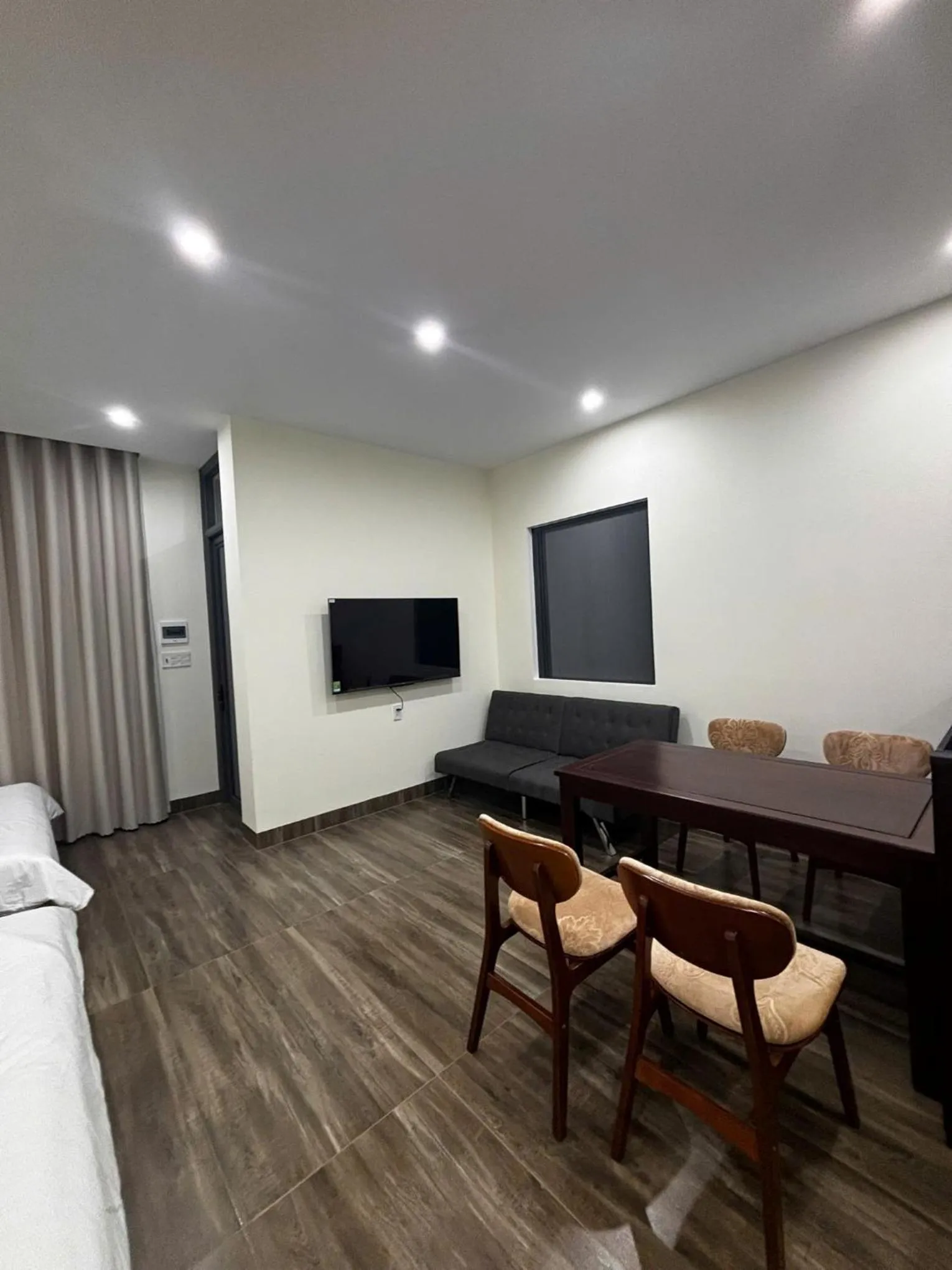 TV and multimedia in Hoàng Đô Hotel