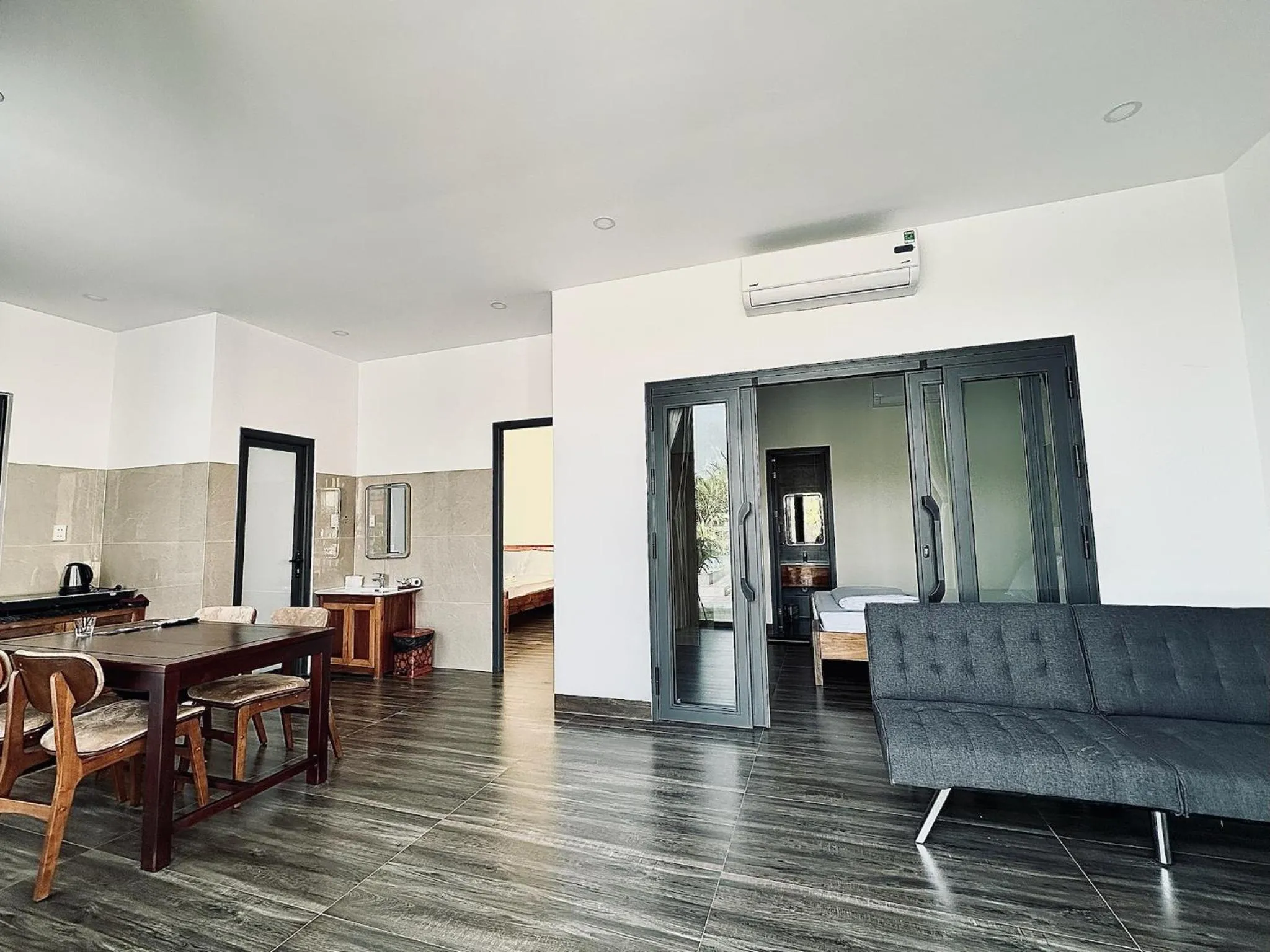 Living room in Hoàng Đô Hotel