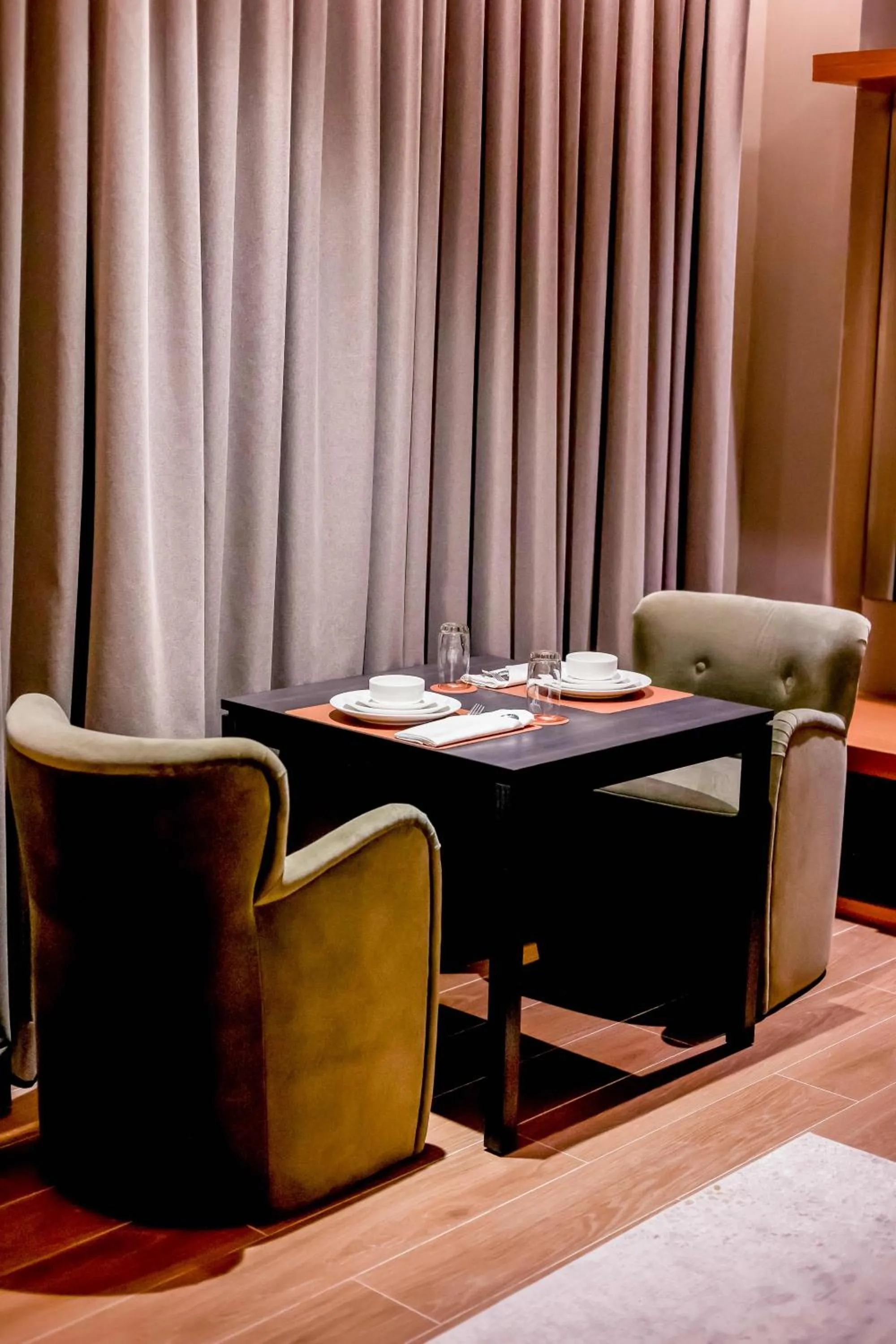 Brittany Hotel Villar City