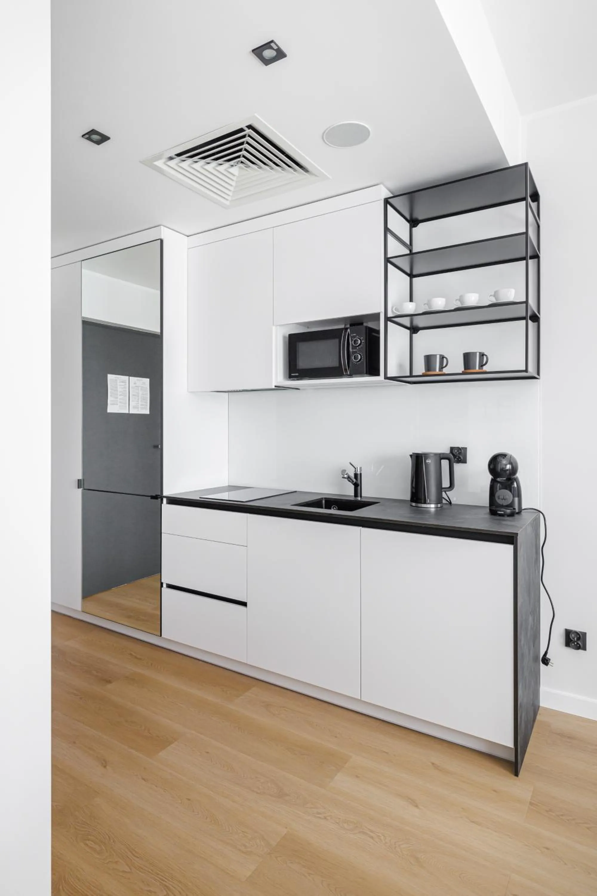 Kitchen or kitchenette in Aparthotel City Break Plac Wolności 6