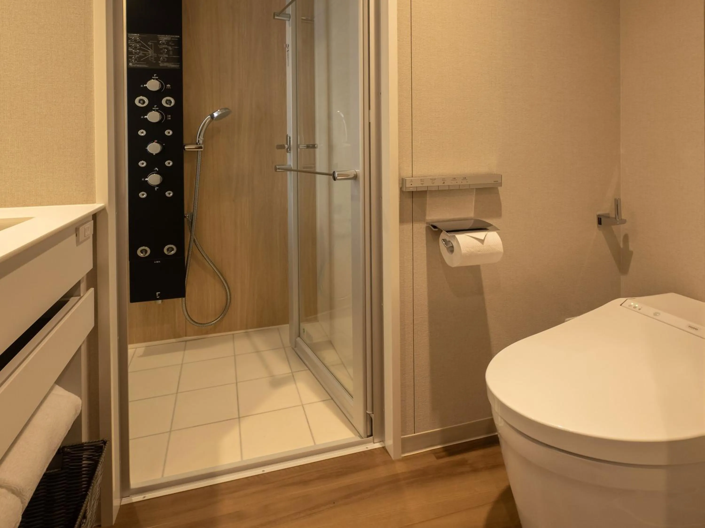 Bathroom in insomnia KYOTO OIKE