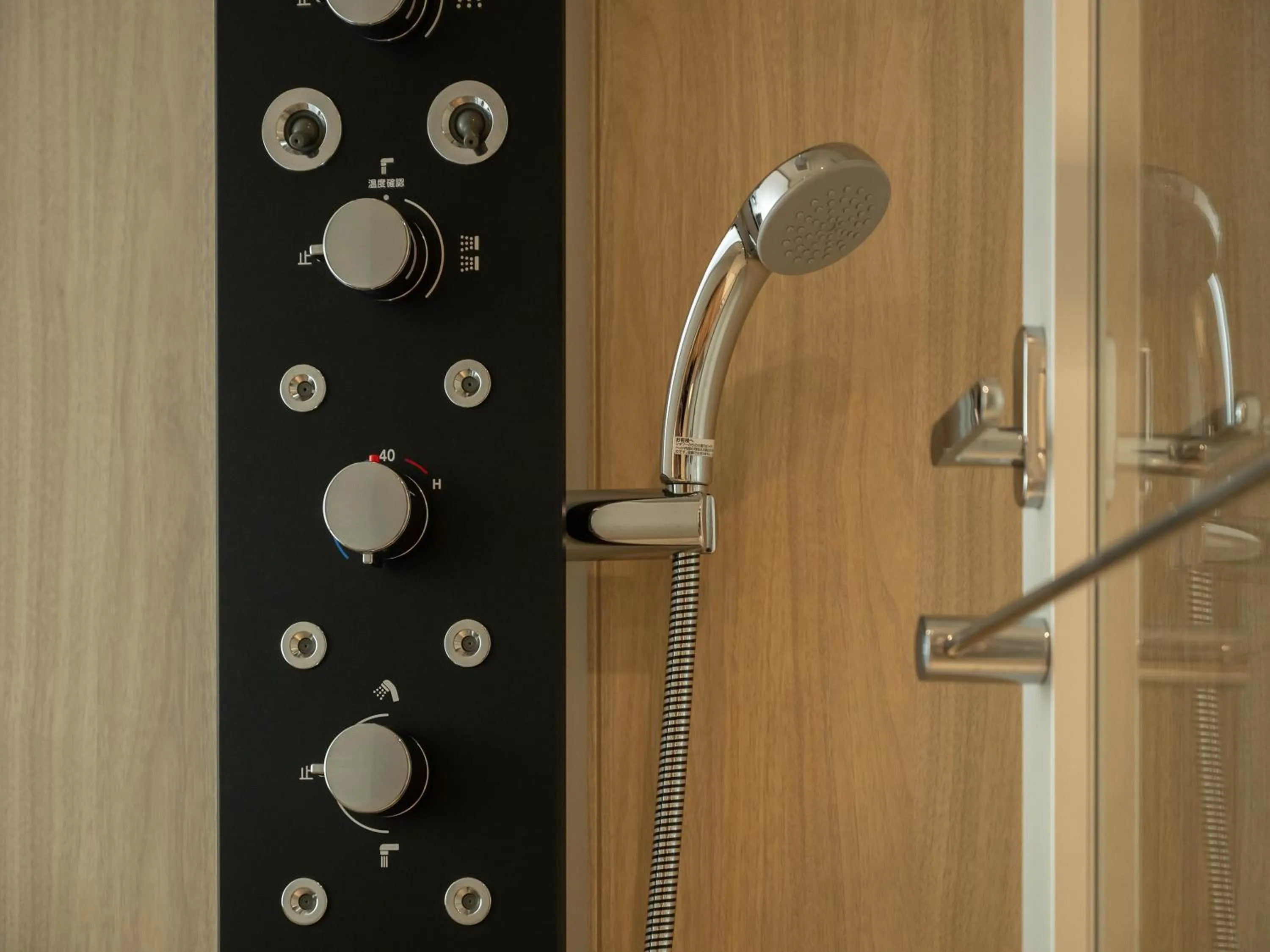 room service in insomnia KYOTO OIKE