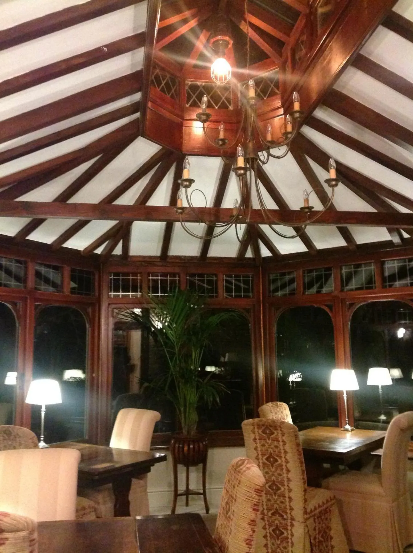 Restaurant/places to eat in Westgate Manor