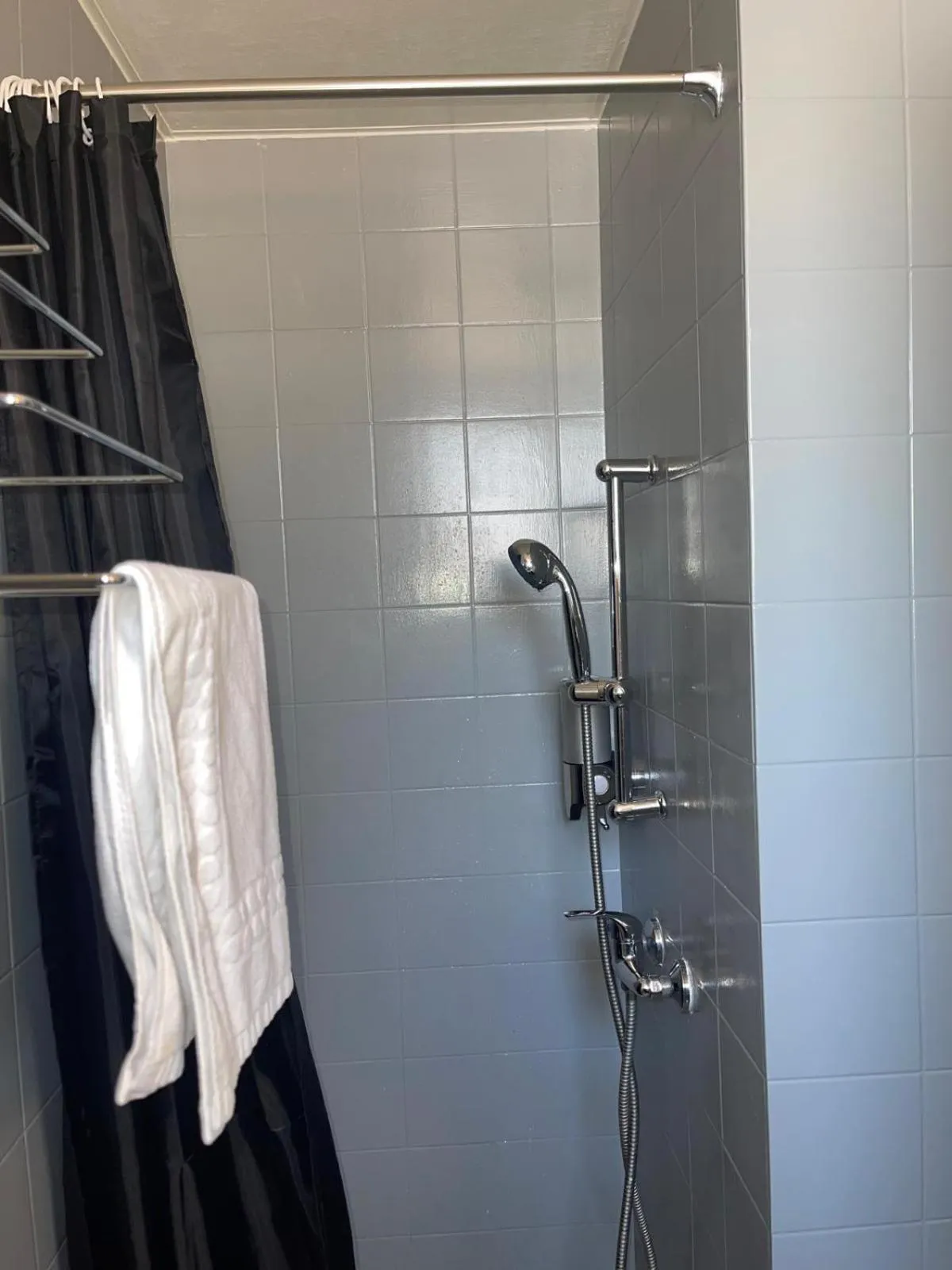 Shower in Résidences saint pierre