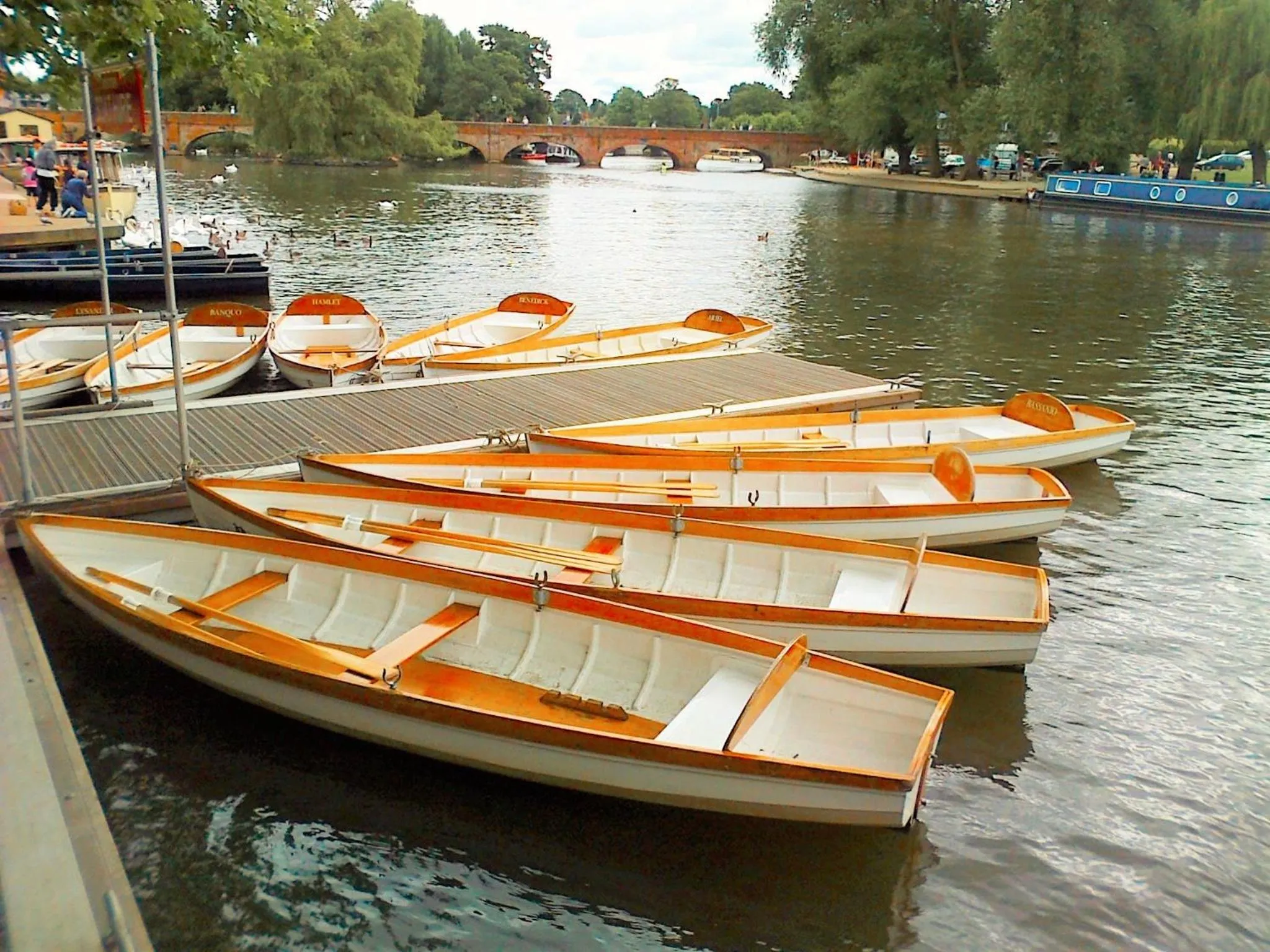 Fishing in Bend in the River Lodge