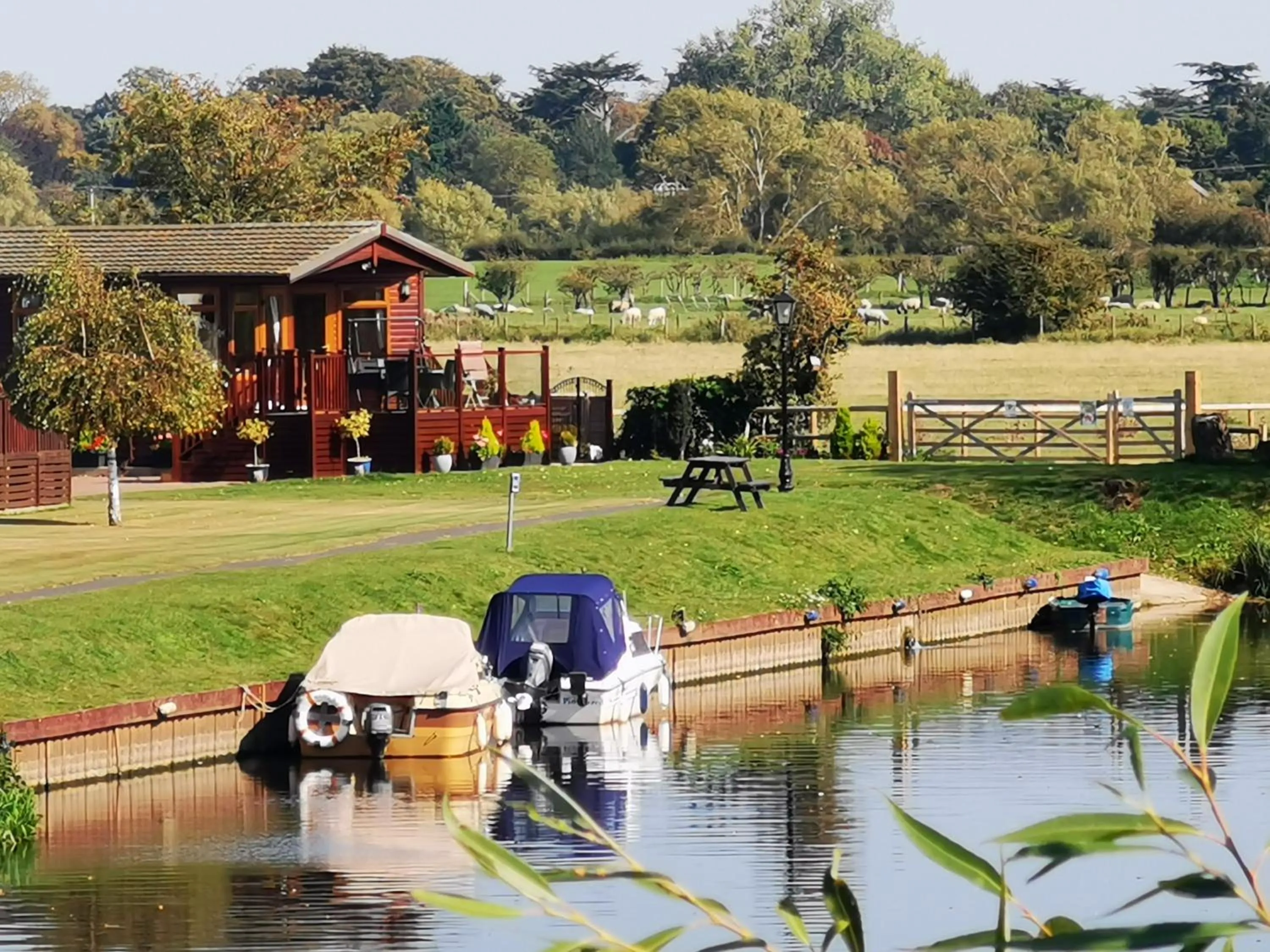 Patio in Bend in the River Lodge