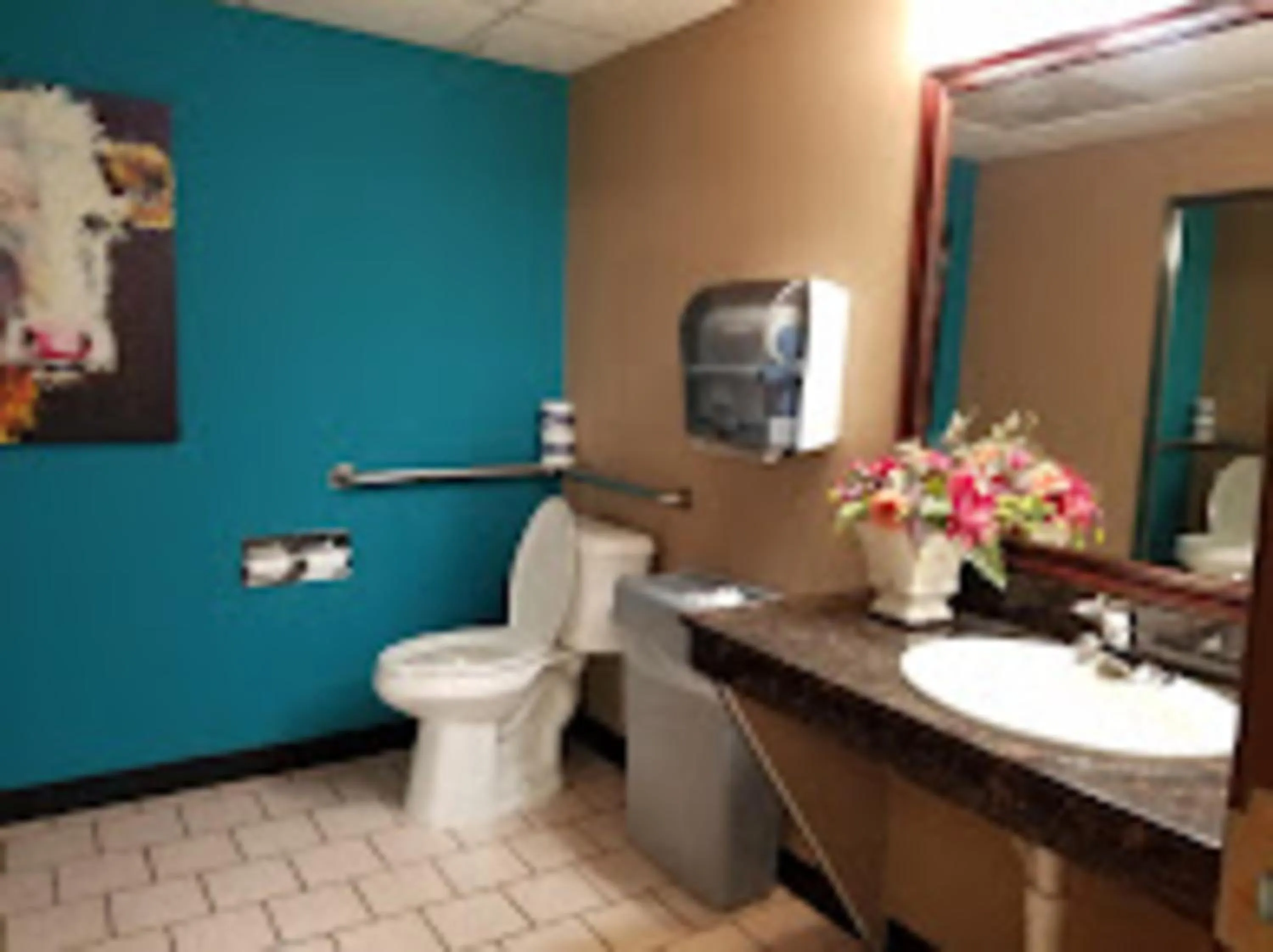 Property building in Baymont by Wyndham Ardmore I-35