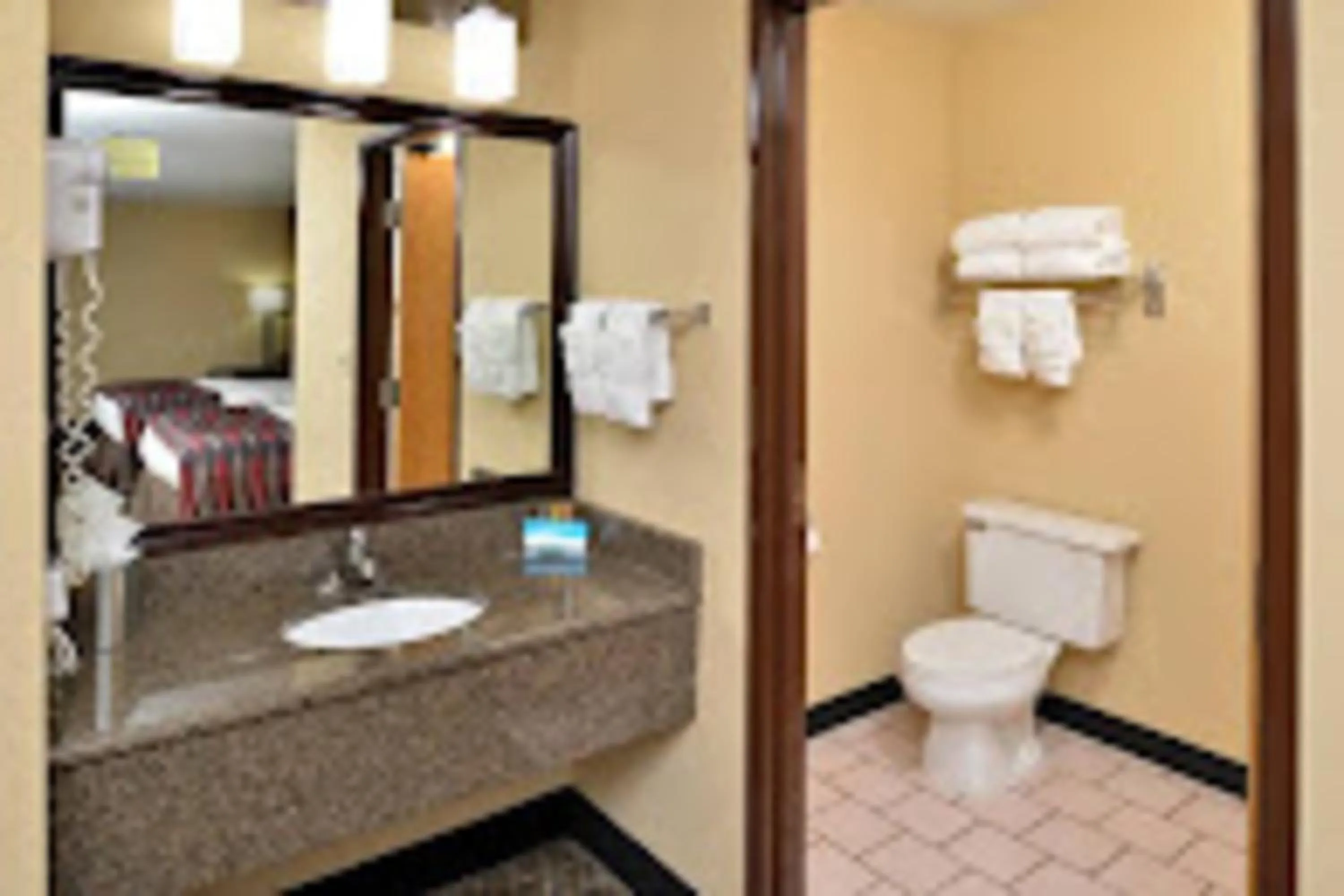Bathroom in Baymont by Wyndham Ardmore I-35