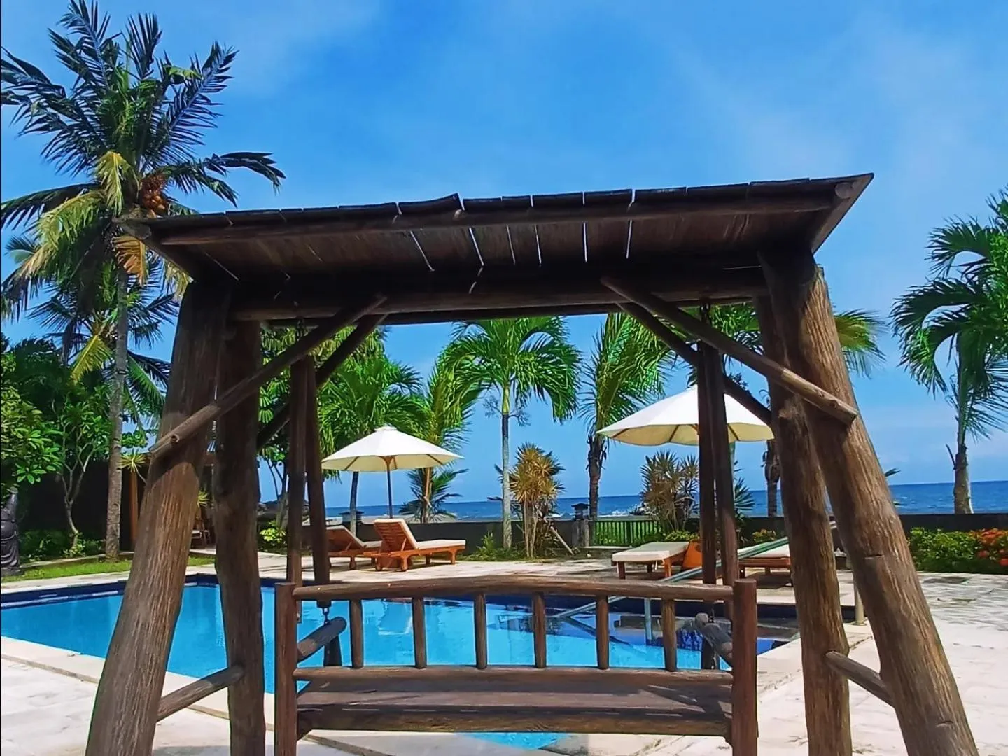 Melaya beach resort Twin Room