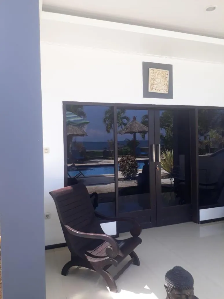 Melaya beach resort Twin Room