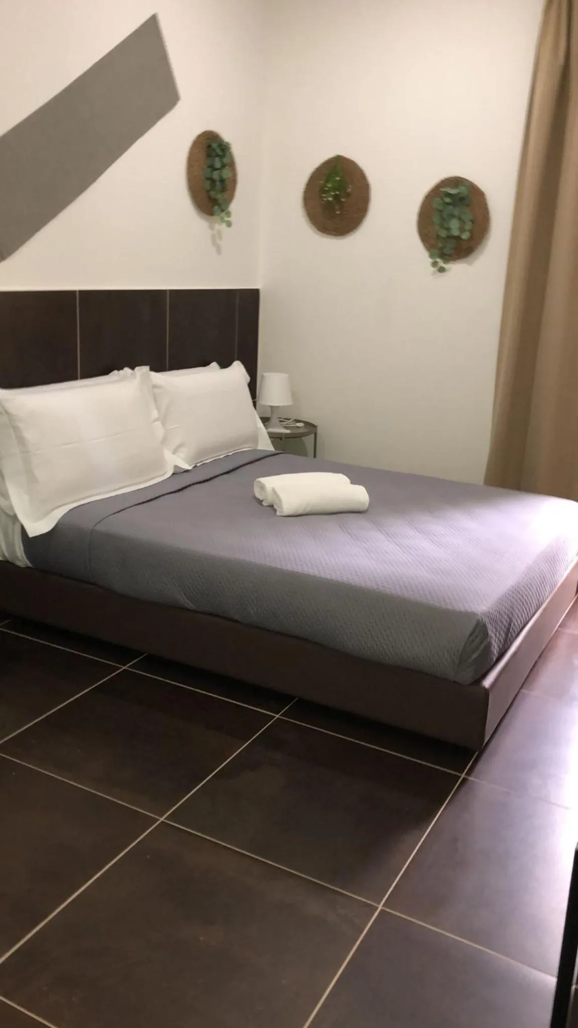 Bedroom, Bed in Hotel apartments Crisvan