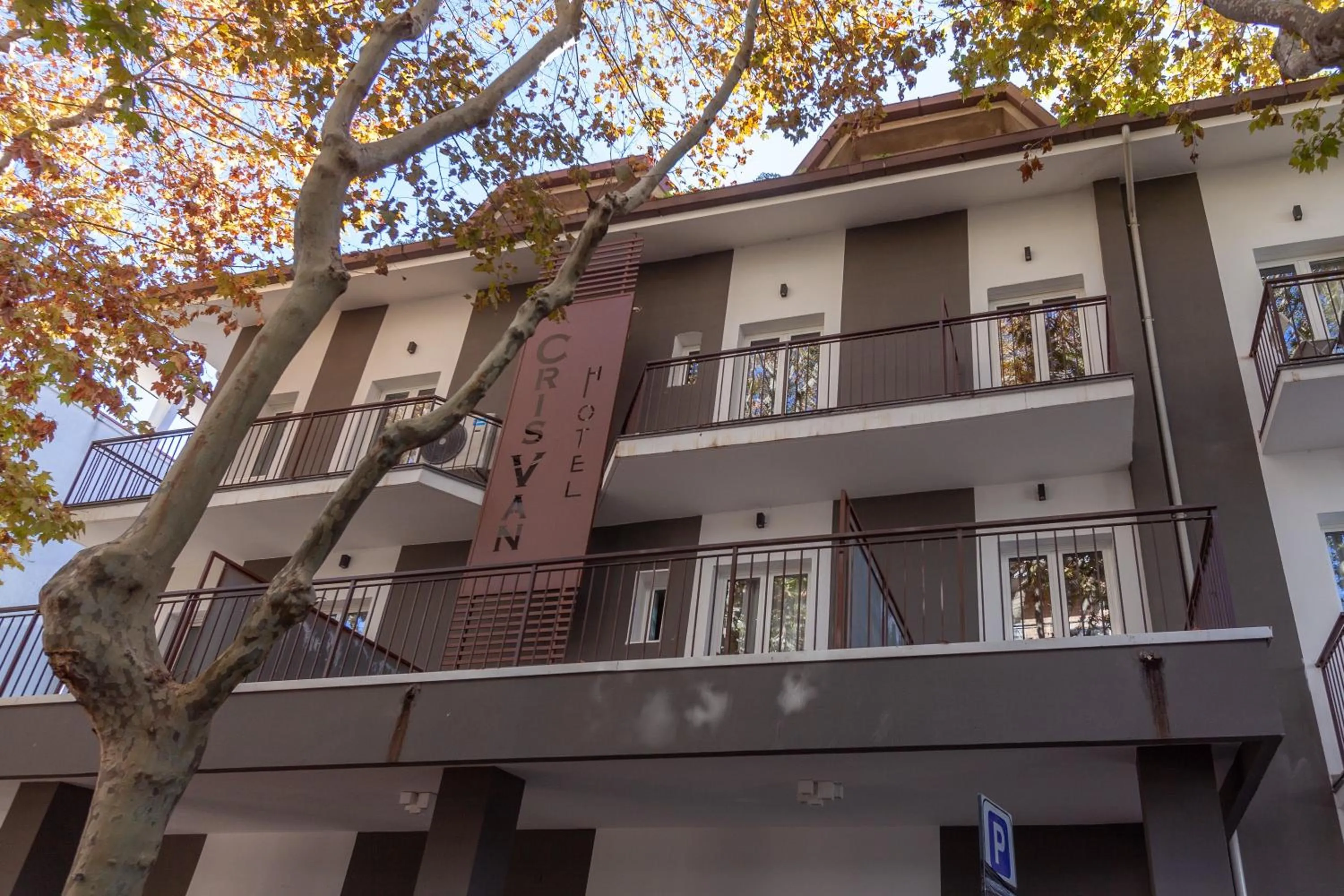 Hotel apartments Crisvan